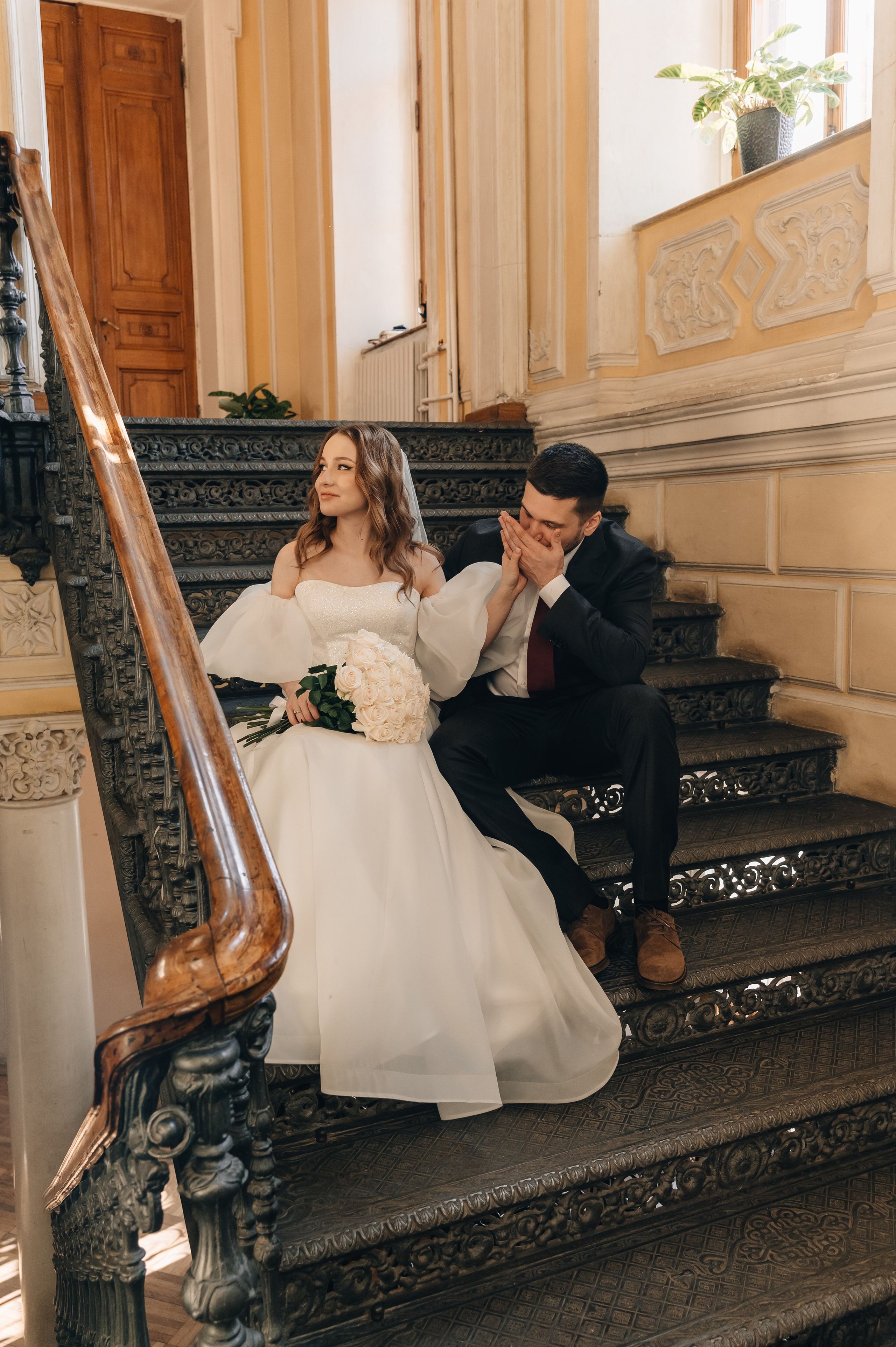 Свадебная фотосессия в библиотеке им. Пушкина. Портретный фотограф Москва Светлана Кашура