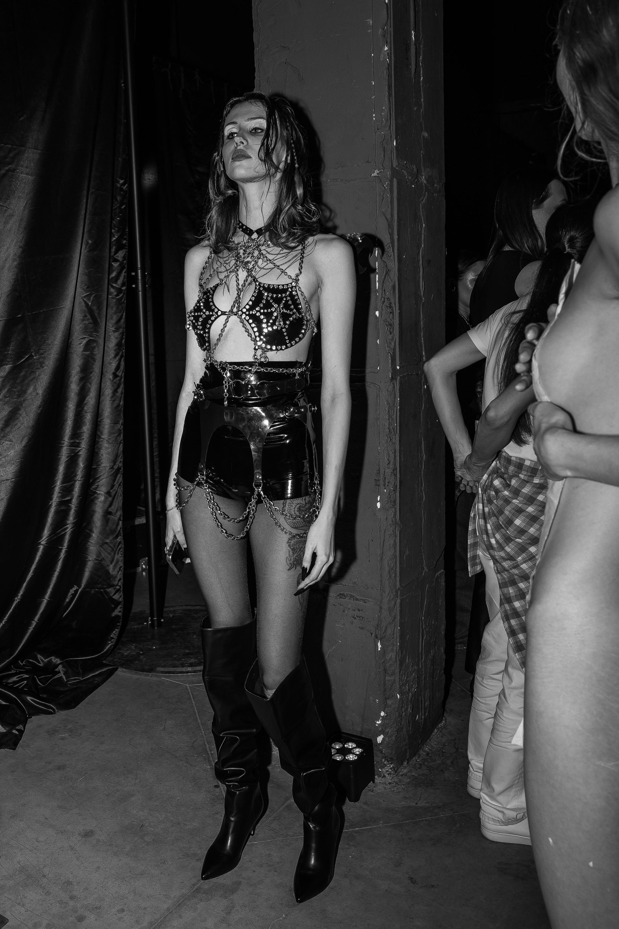 AUXI catwalk андеграунд показ-перфоманс. Фотограф в Санкт-Петербурге Вагнер Юлия