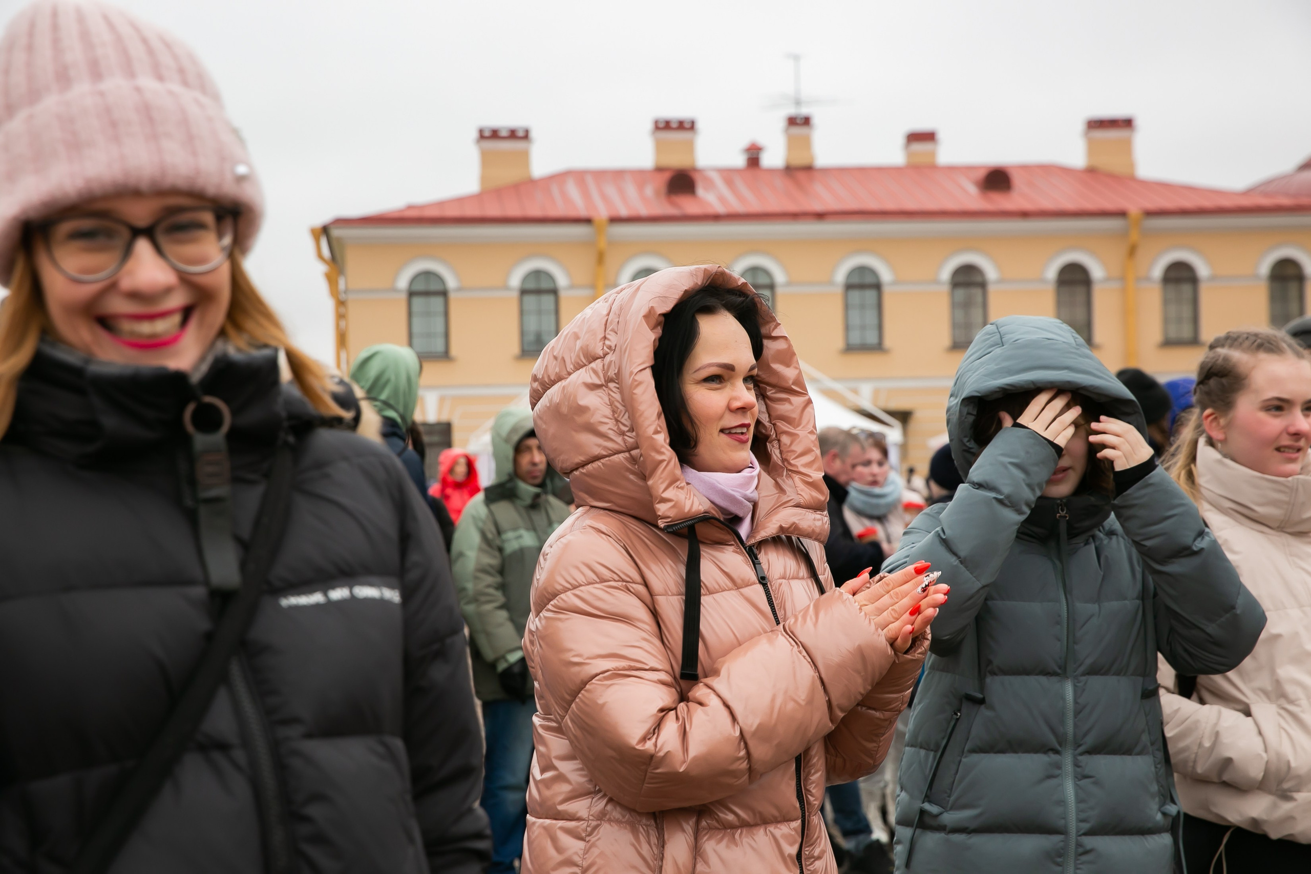 Масленица 2024 Петропавловская крепость. Семейный и портретный фотограф в Санкт-Петербурге Ольга Станкова