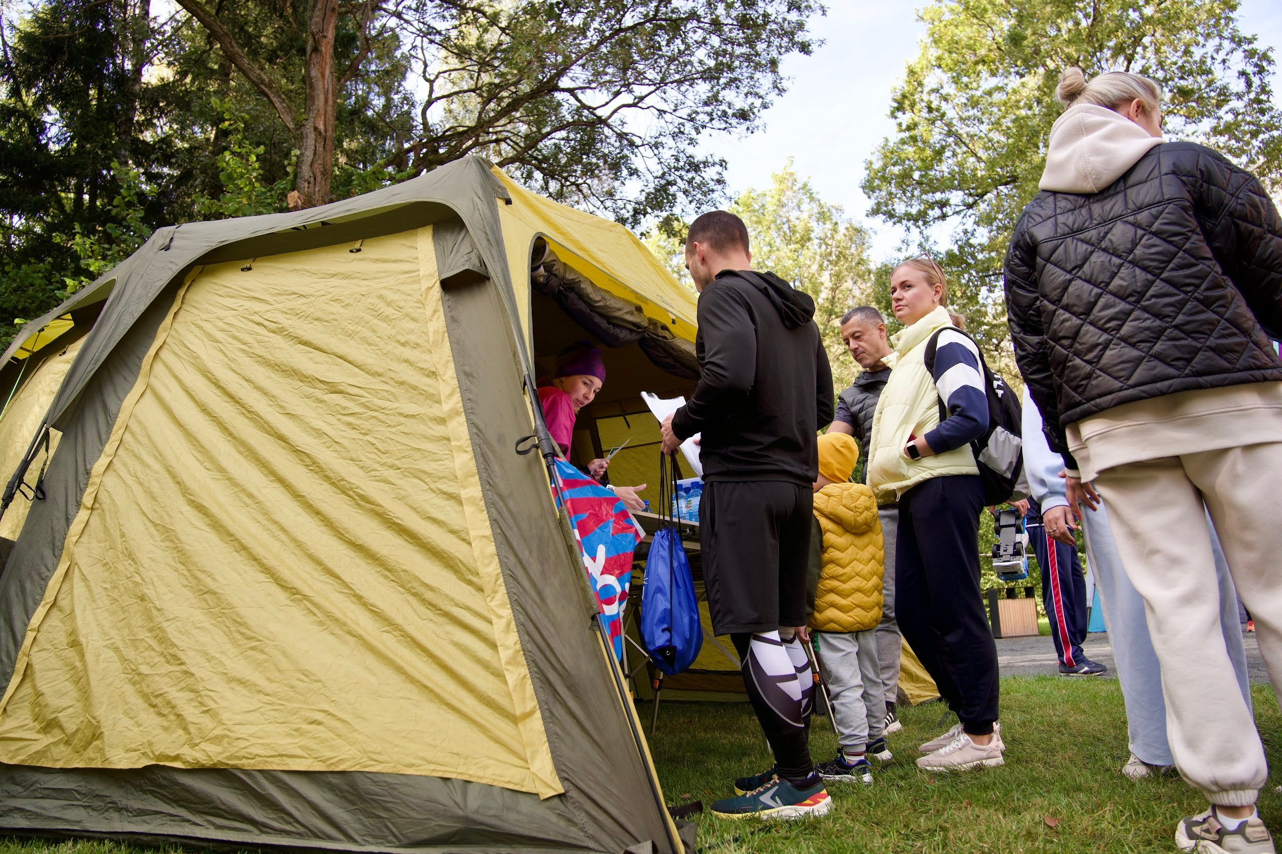 Забег в парке «Дубки». Кафе «БЕЛКА НАШЕПТАЛА». Ну оооочень концептуальное кафе