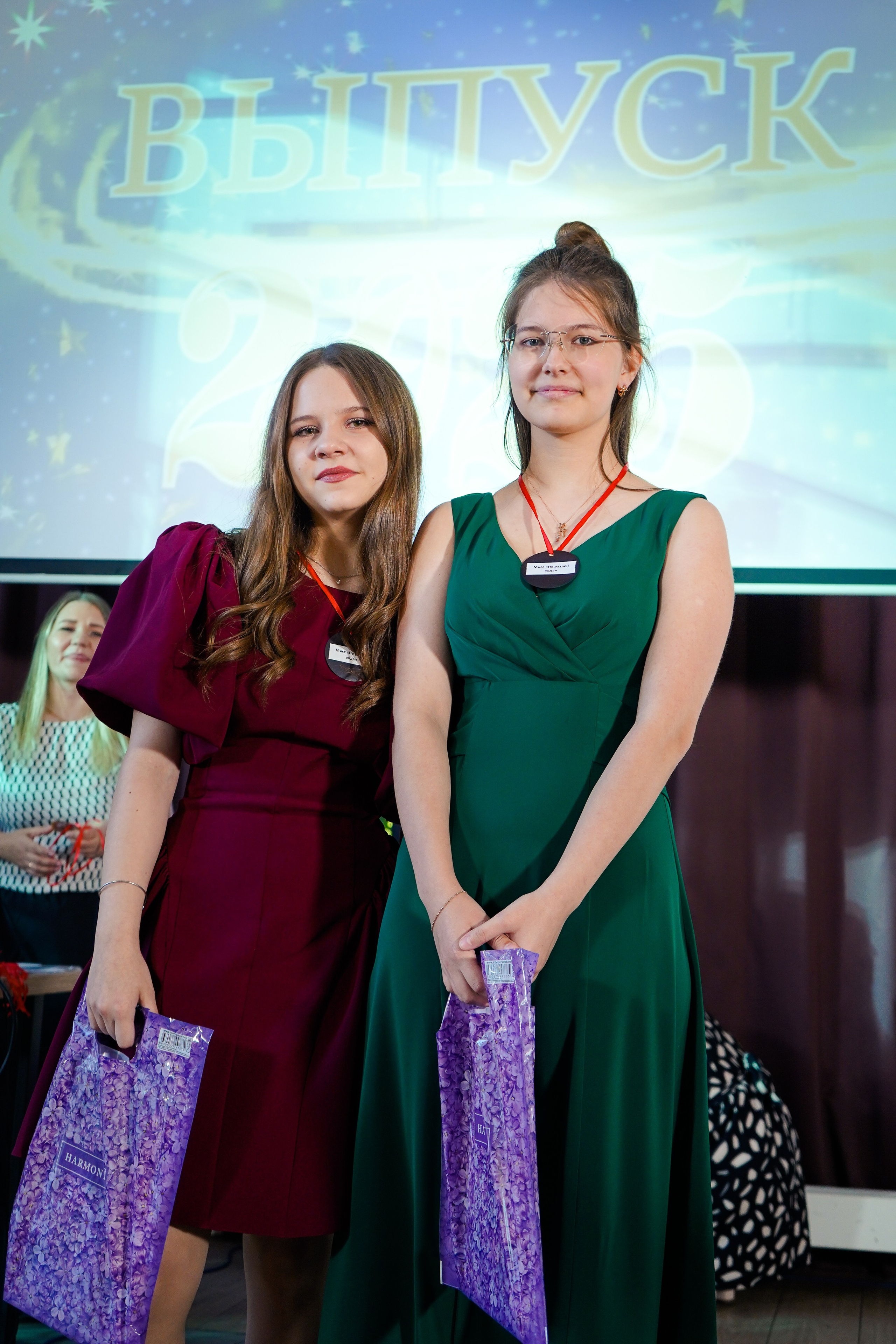 Выпускной вечер, гимназия № 40, 9 класс. Семейный и портретный фотограф в Екатеринбурге Анна Лобанова