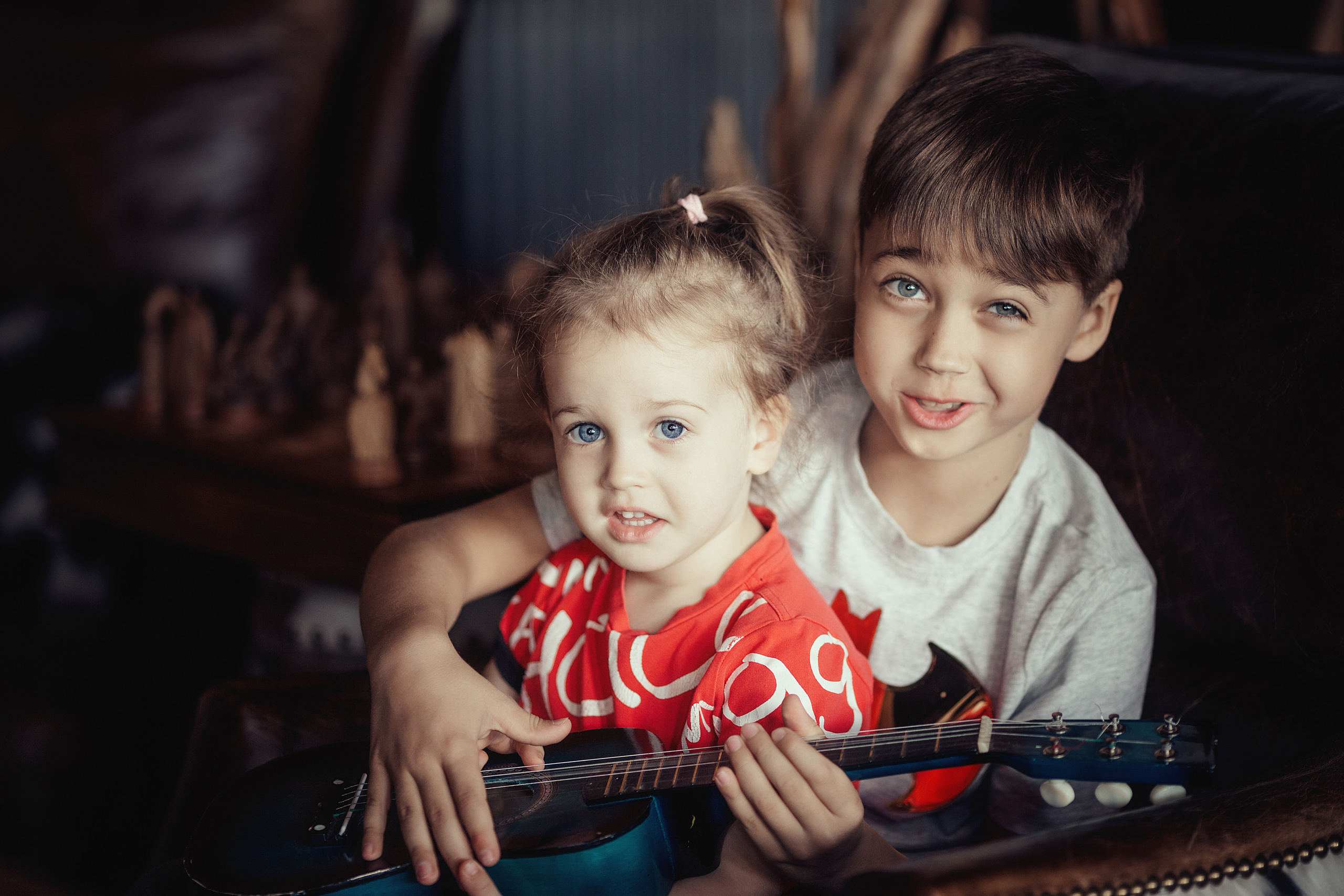 Алина с детьми. Дом. Семейный фотограф в Москве Натали Момот