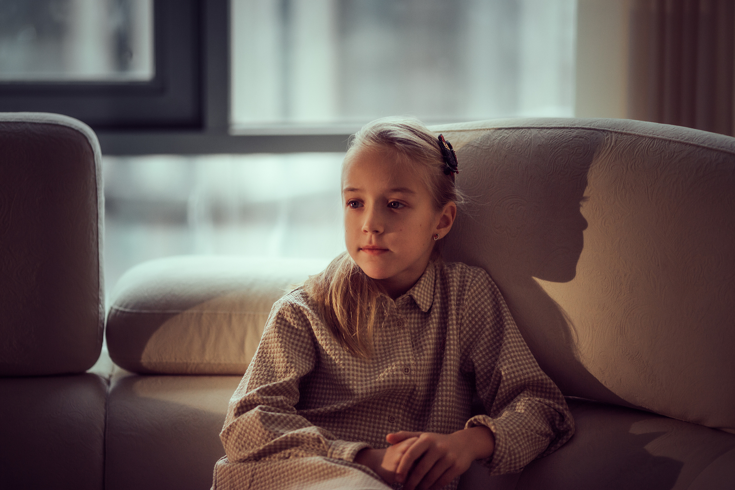 Георгий и Инна с детьми дома. Семейный фотограф в Москве Натали Момот