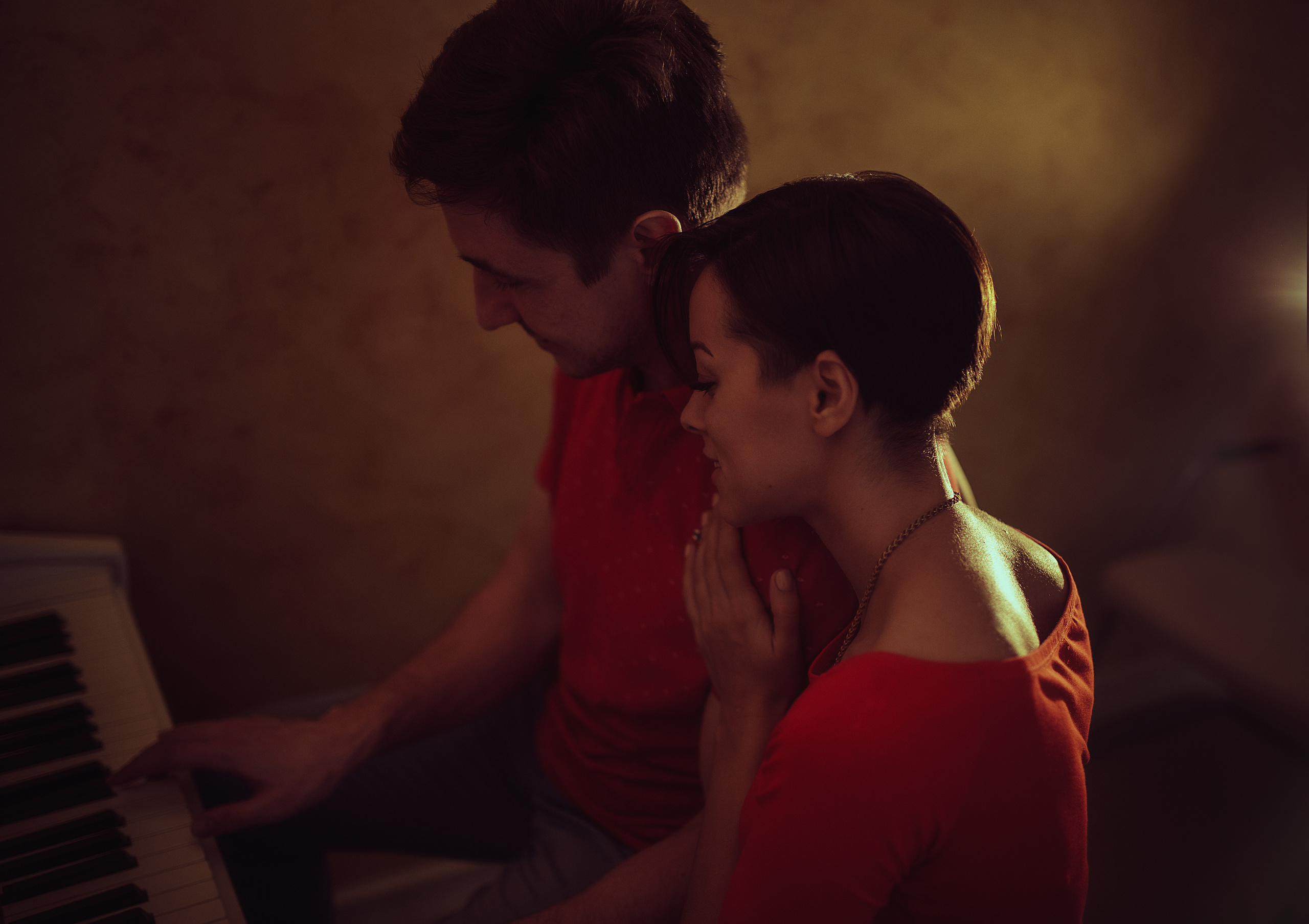 Георгий и Инна с детьми дома. Семейный фотограф в Москве Натали Момот