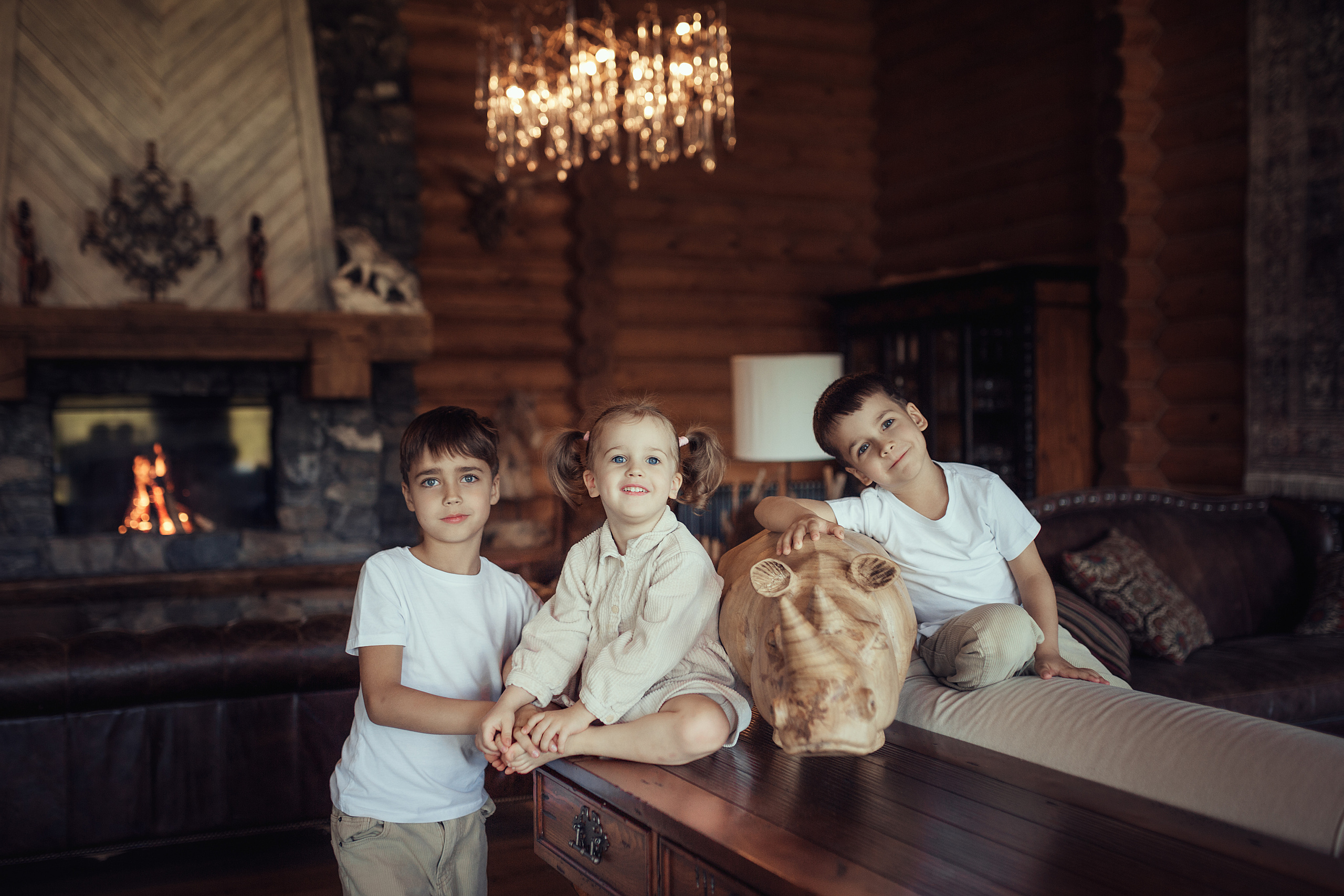 Алина с детьми. Дом. Семейный фотограф в Москве Натали Момот