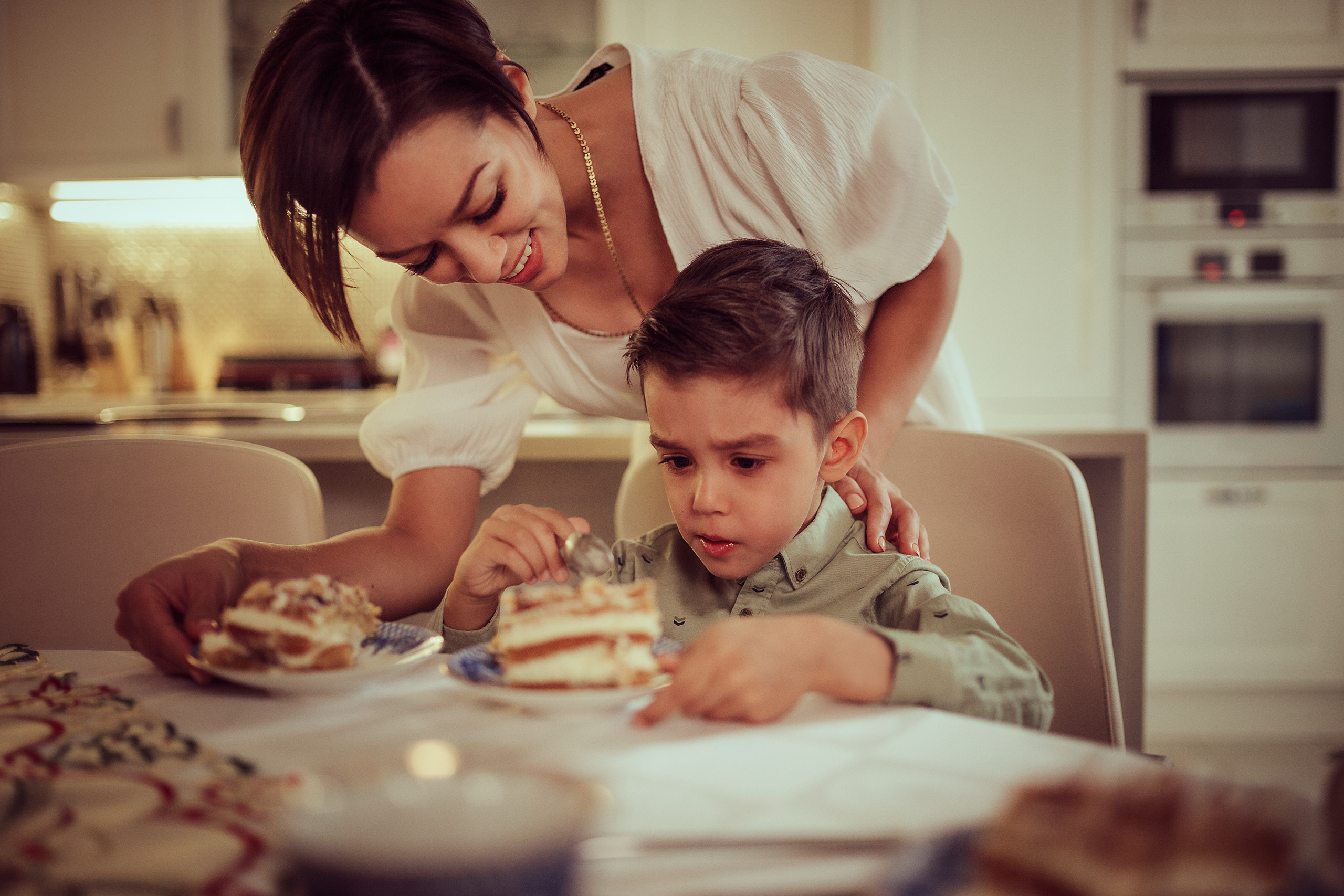 Георгий и Инна с детьми дома. Семейный фотограф в Москве Натали Момот