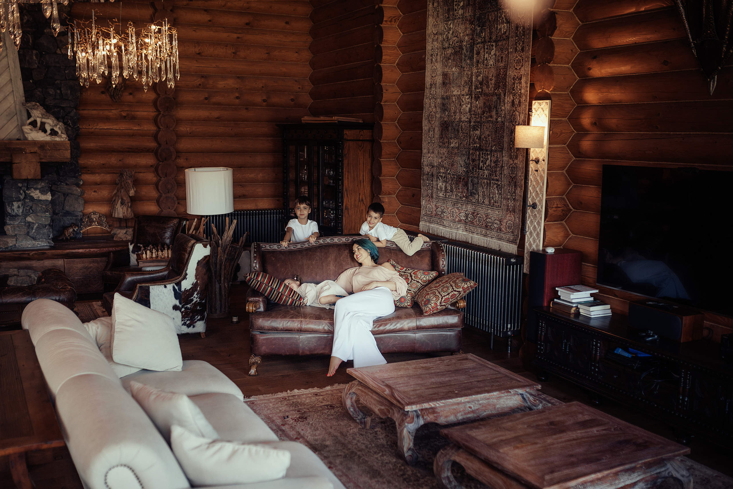 Алина с детьми. Дом. Семейный фотограф в Москве Натали Момот