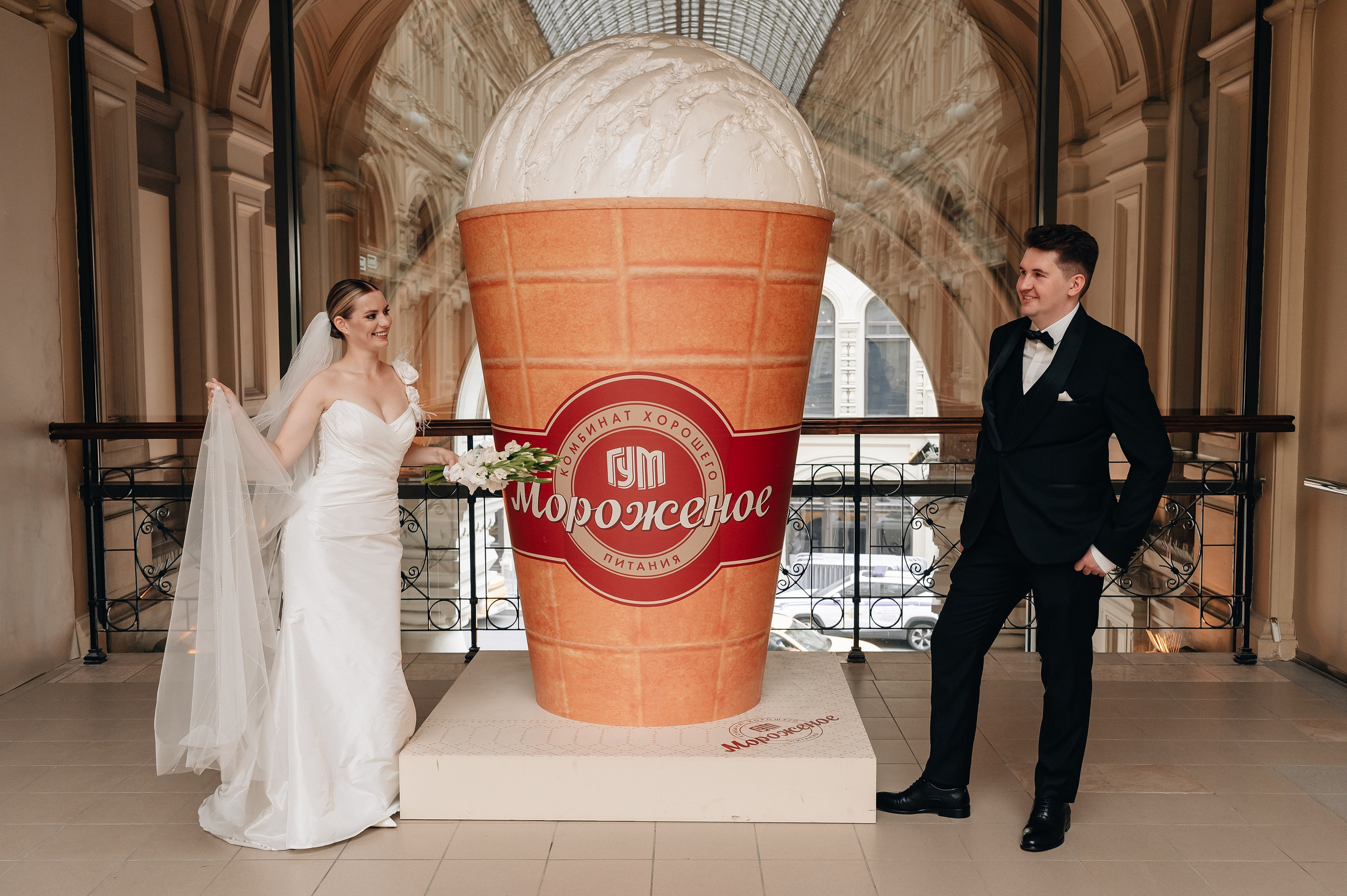 П&А | Гостиница «Украина», ГУМ и Таганский ЗАГС. Портретный фотограф Москва Светлана Кашура