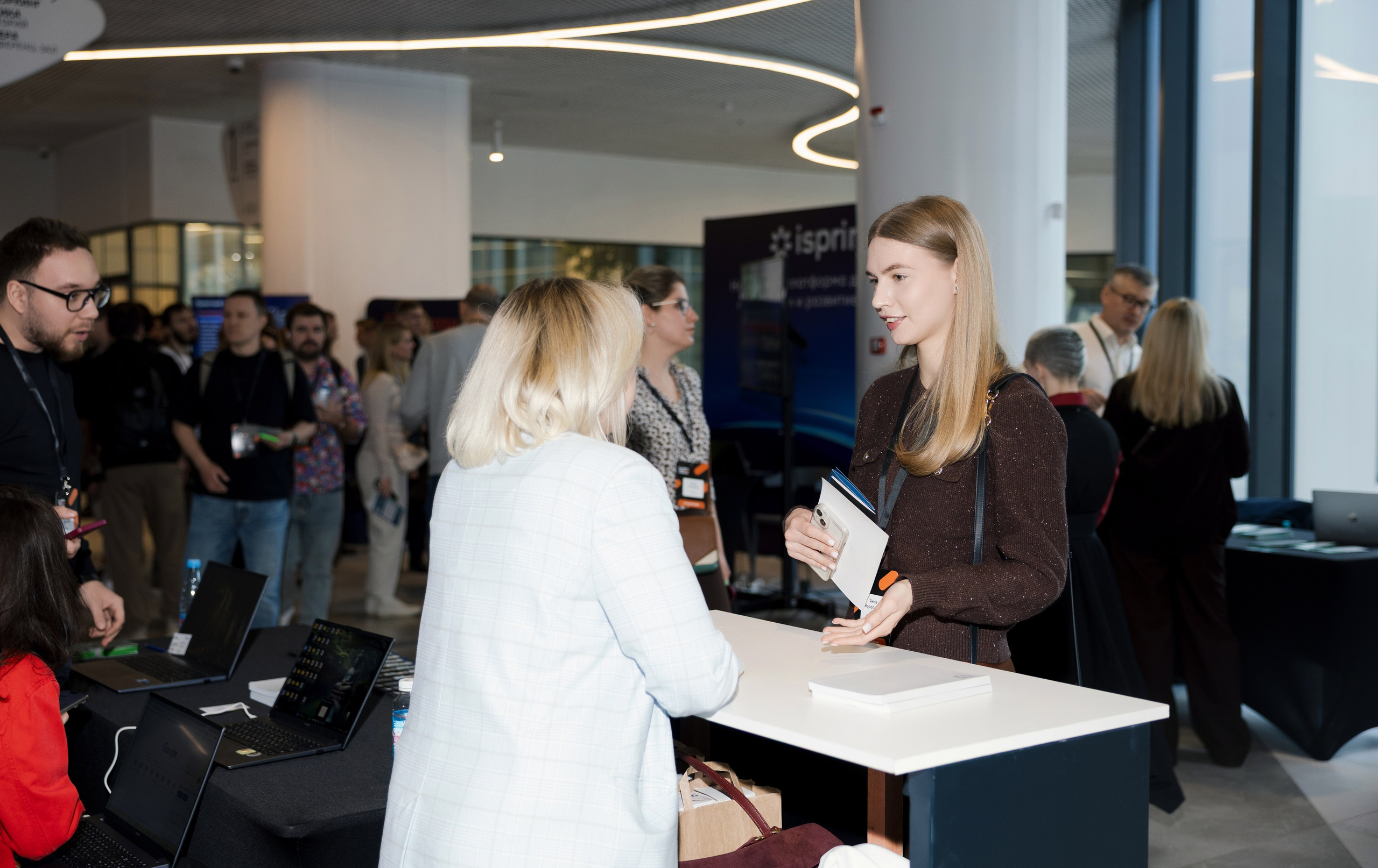 GLOBAL TECH FORUM. Портретный и ивент-фотограф в Москве Шамиль Хасянзанов