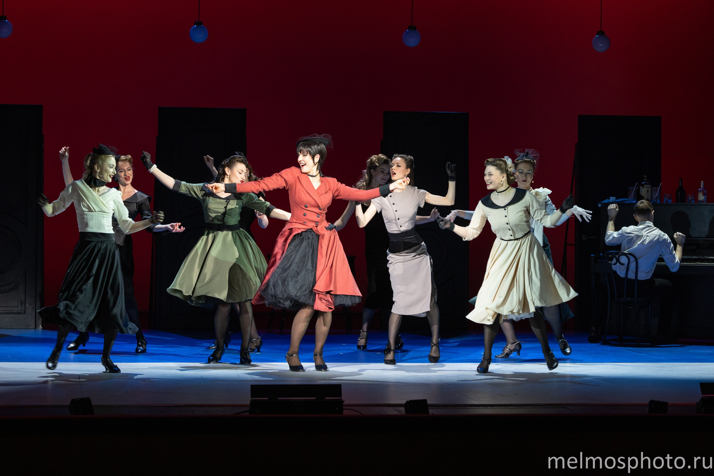 «Маленькая опера» в Малом театре. Репортажный, архитектурный, театральный и файн-арт фотограф Лена Мельникова в Москве