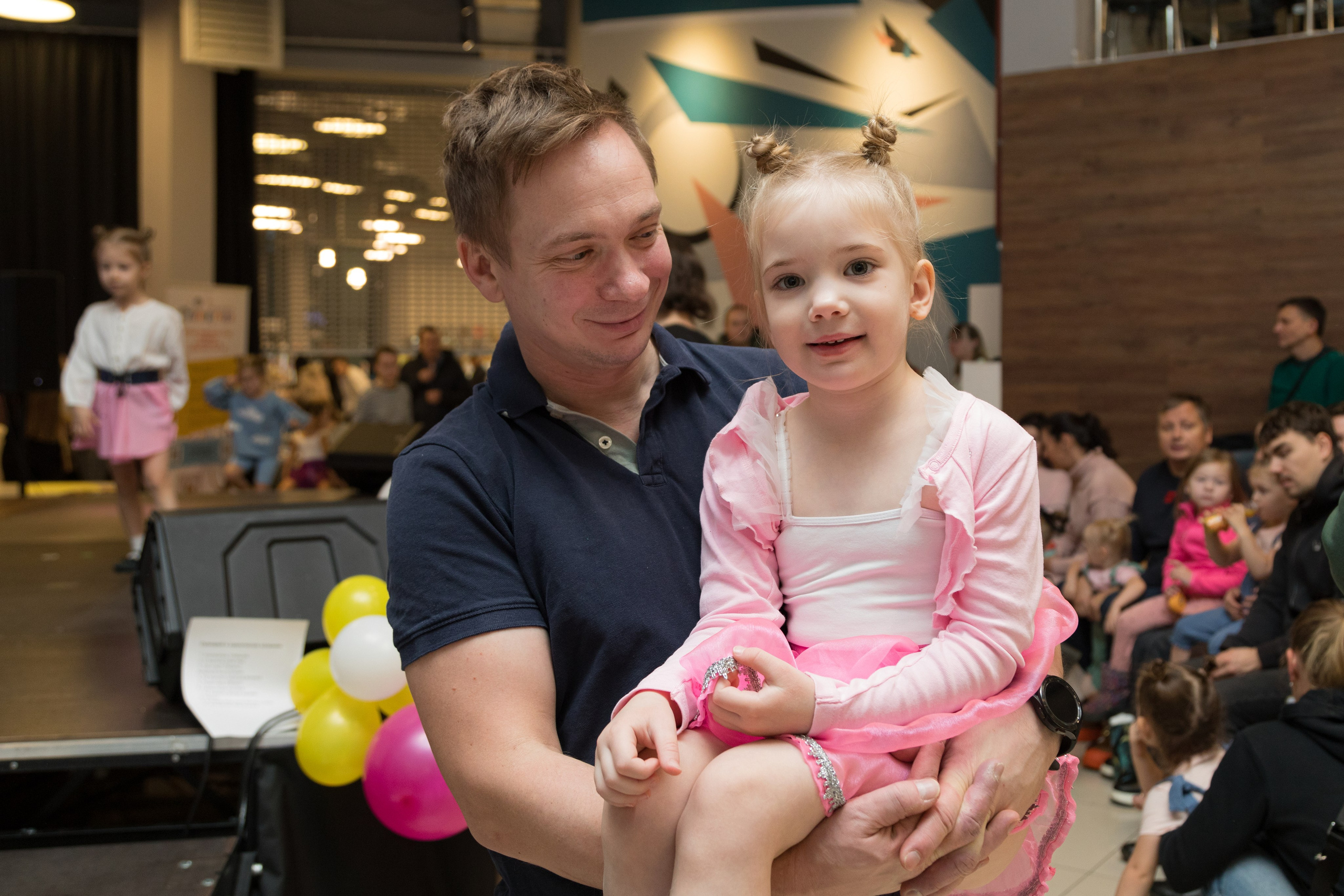 Отчетный концерт танцевального коллектива «ПЕТЕРБУРИКИ». Детский и контент фотограф Надя Волкова Санкт-Петербург