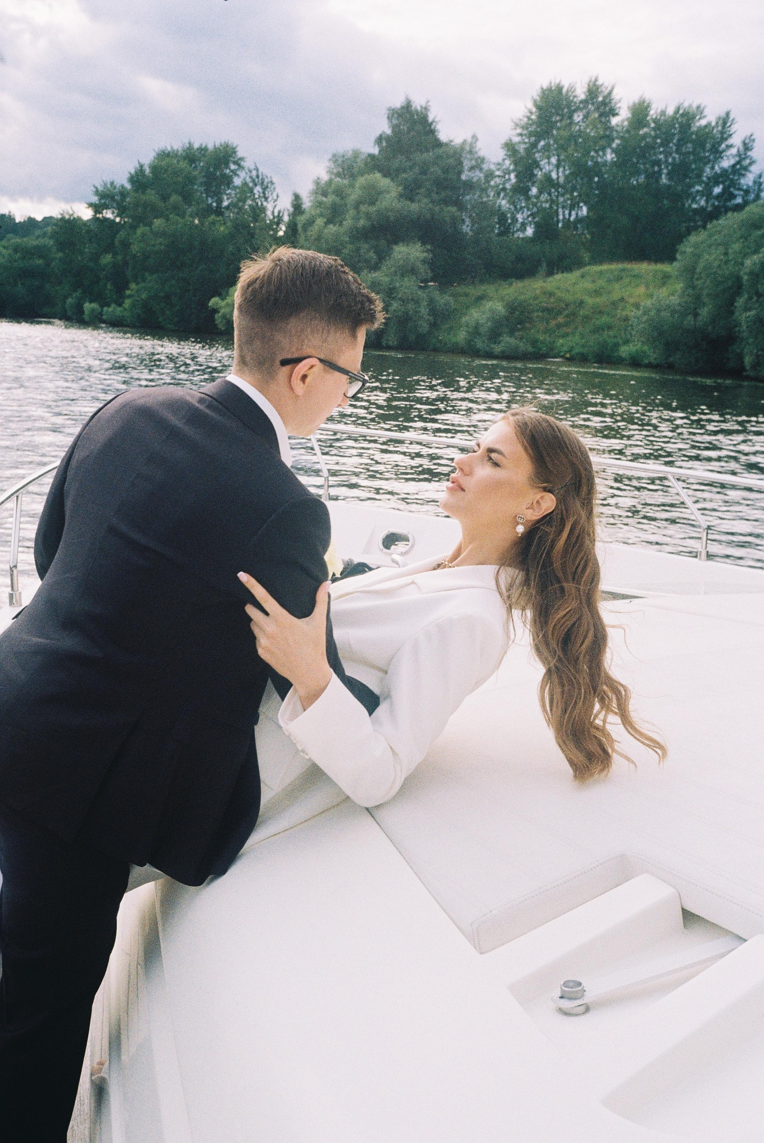 Кристина и Саша (пленочная серия)