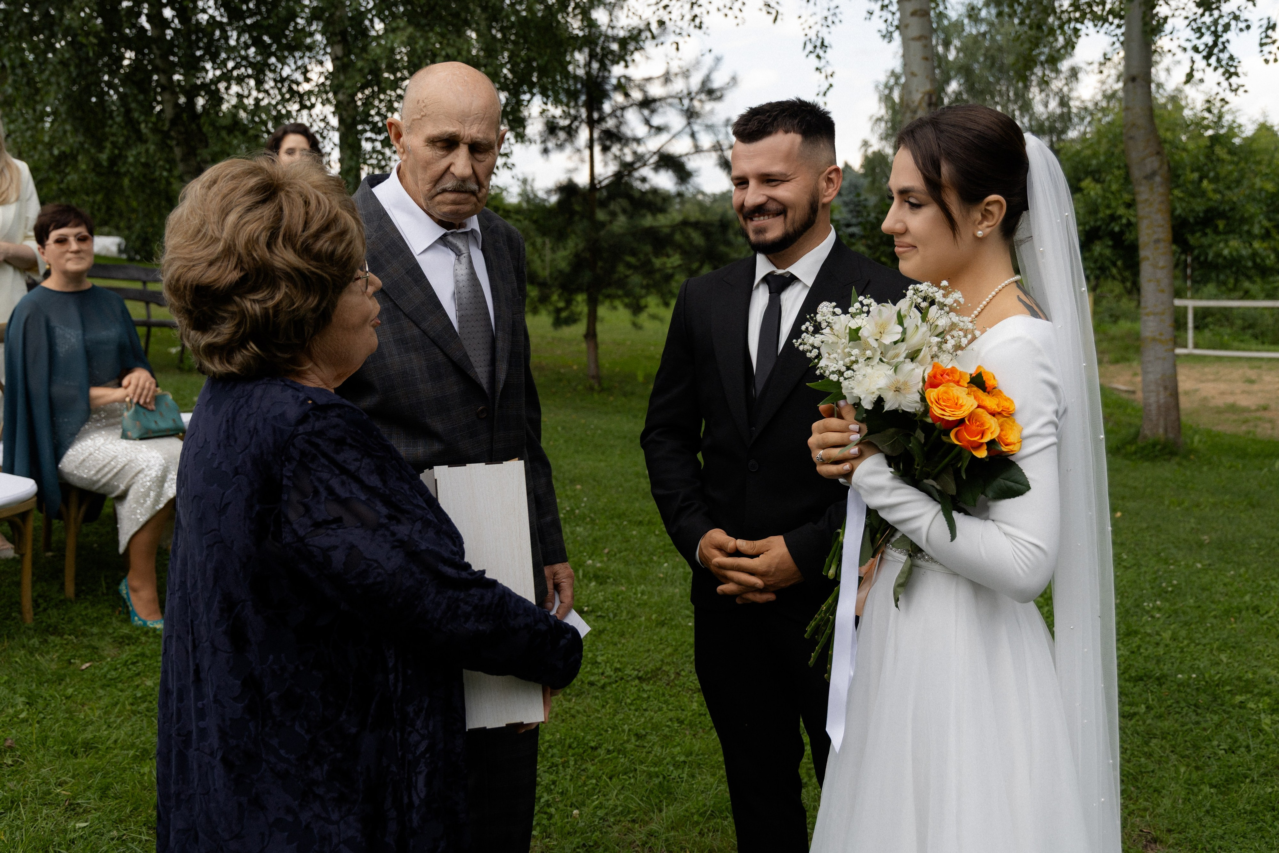Свадебная фотосессия в агроусадьбе Лабодянка в Минске. Свадебный фотограф в Минске/Беларуси Сергей Спиридонов