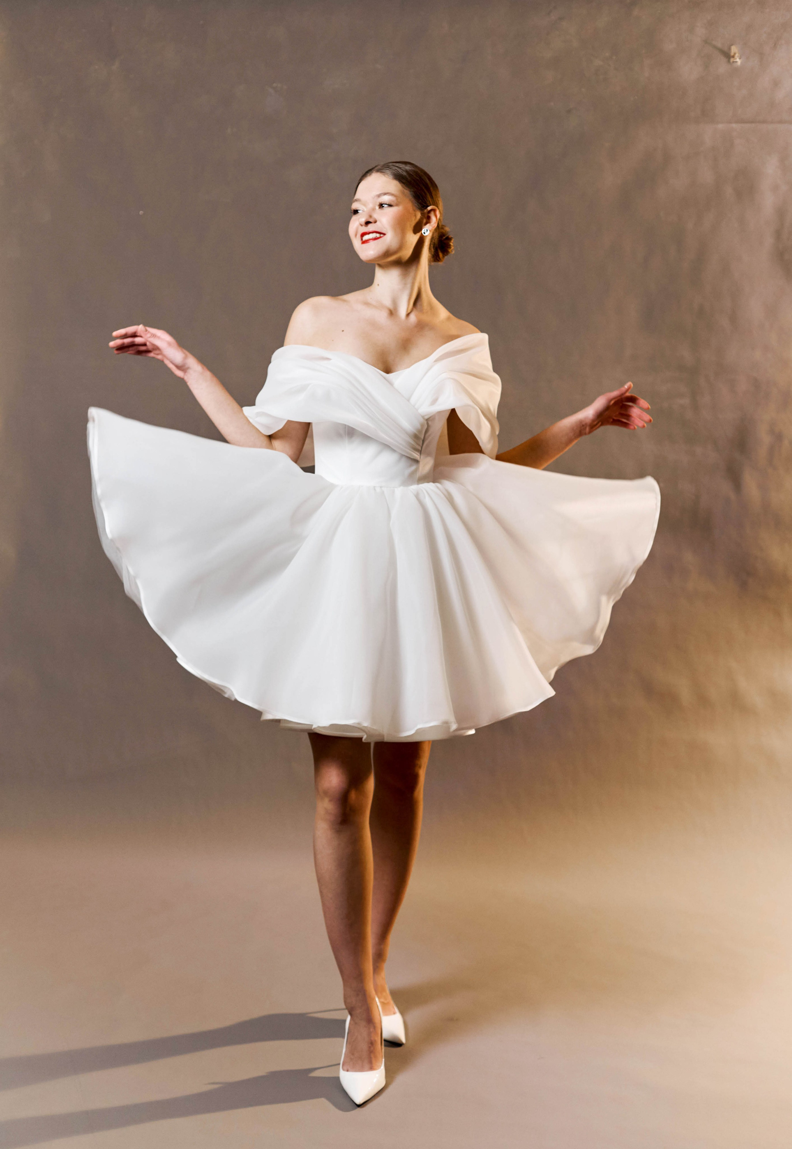 Виви. Свадебный салон-ателье Бонжур в Минске Bonjour