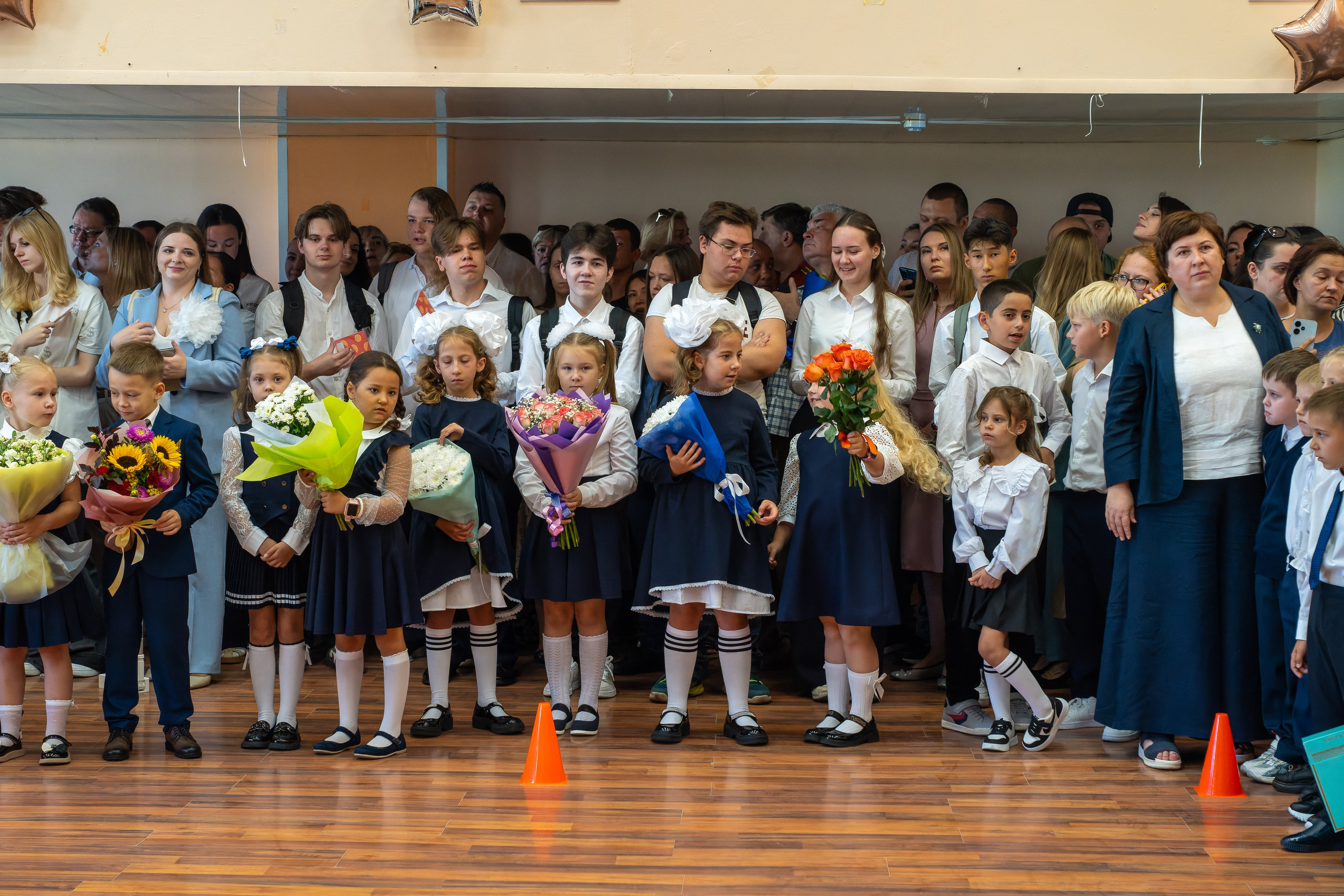 Последний звонок, выпускной в школе. «Студия DRONAVT`s» — видеосъёмка и фотография г. Москва