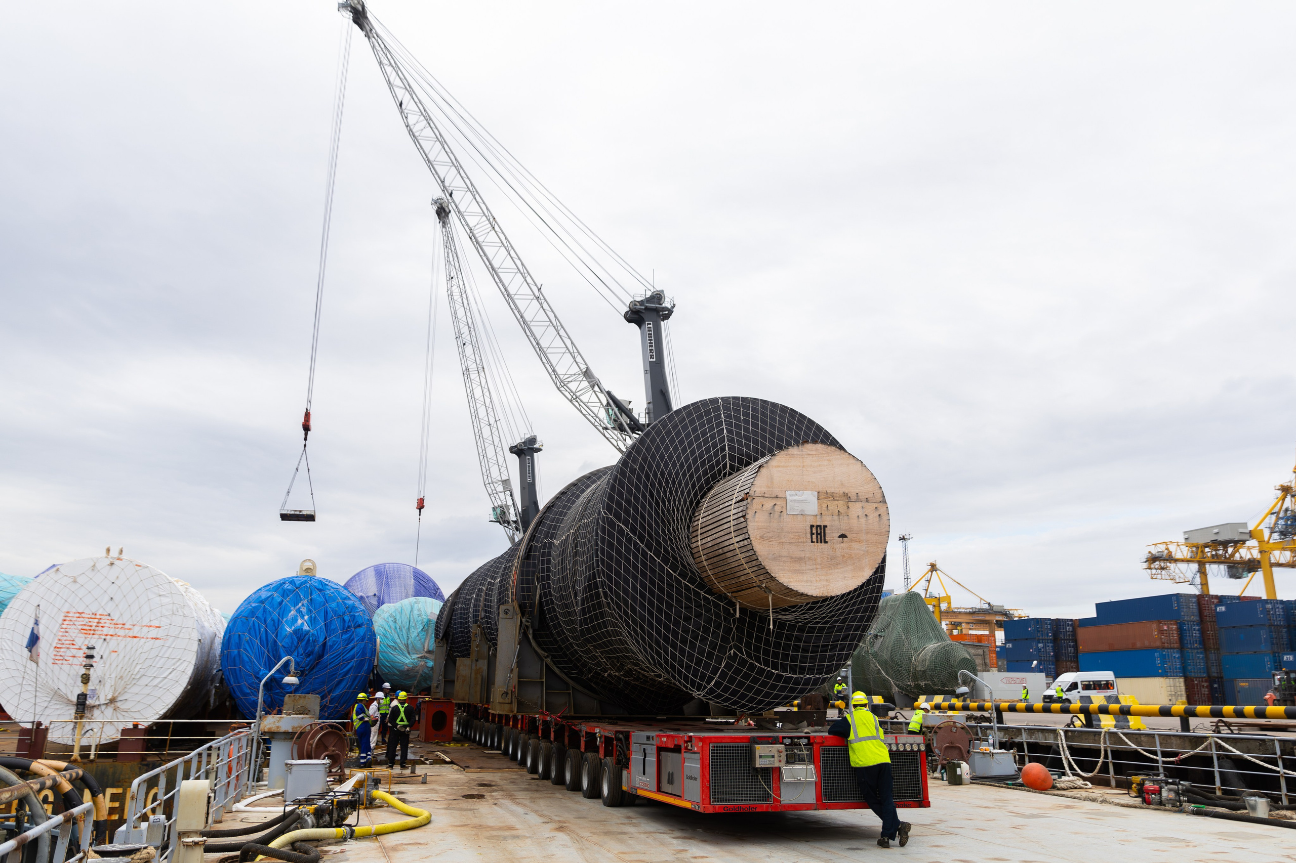 Разгрузка в порту. Снимаю съемки