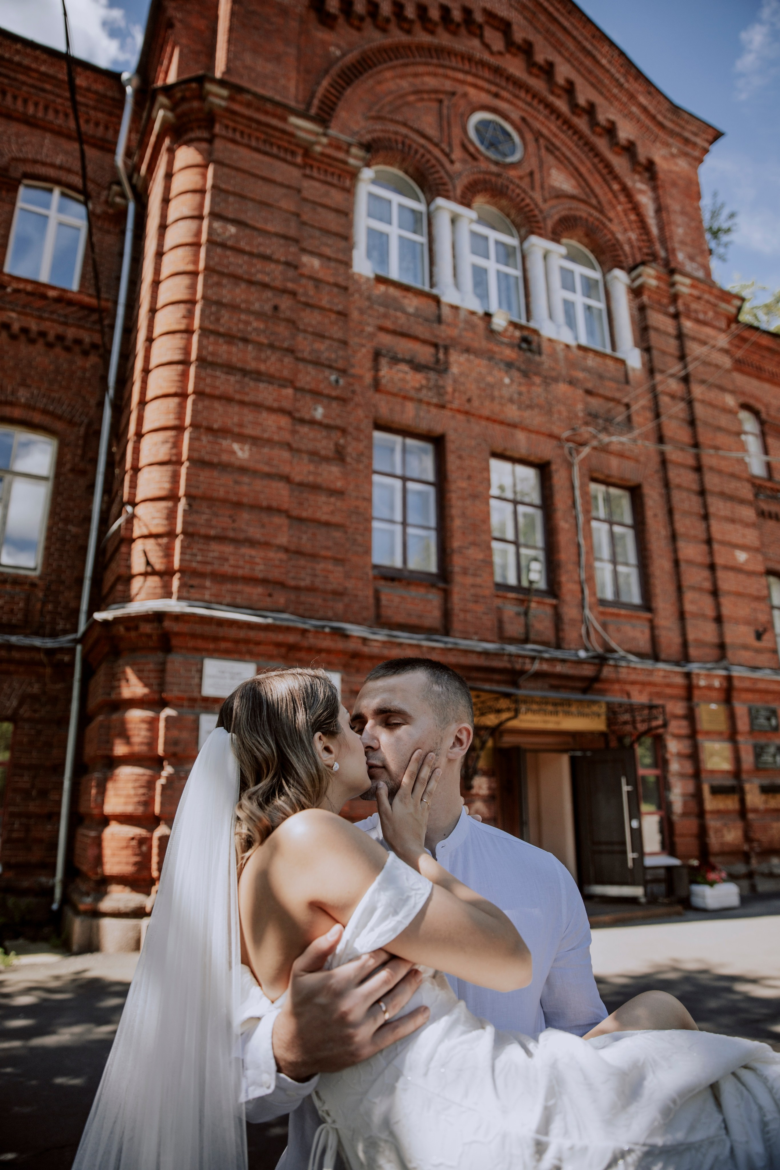 Иван и Карина. Фотограф, который снимает любовь в Санкт-Петербурге и Череповце