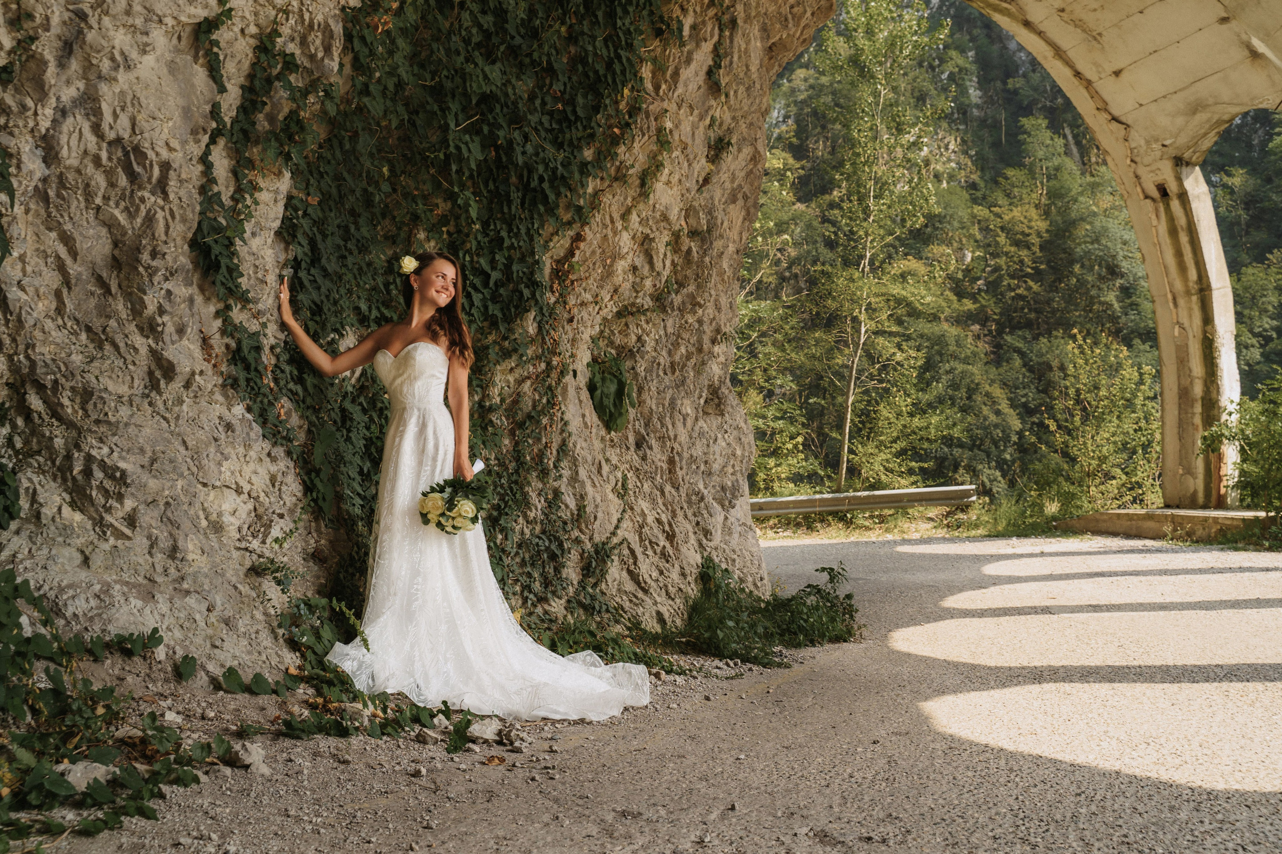 Свадебная фотосессия на море и в горах в Сочи. Алина Бернд — свадебный и индивидуальный фотограф в Сочи и Адлере