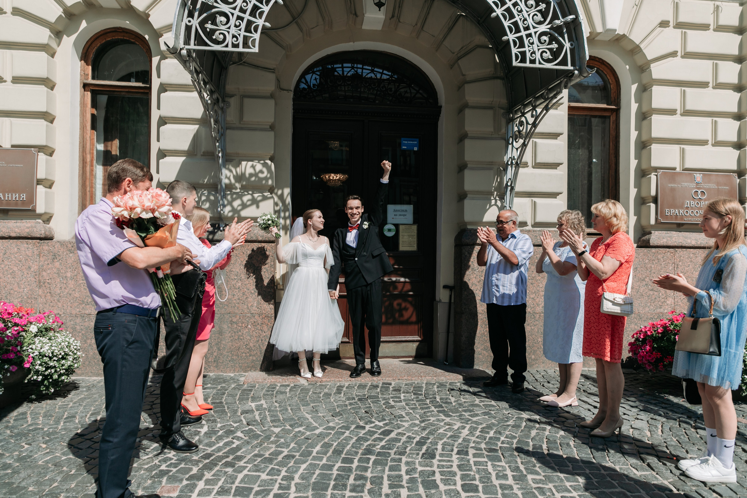 Свадебная регистрация 2 дворец бракосочетания СПб. Фотограф крещение венчание в Петербурге! Помогает подобрать храм и посоветовал душевного батюшку в СПб