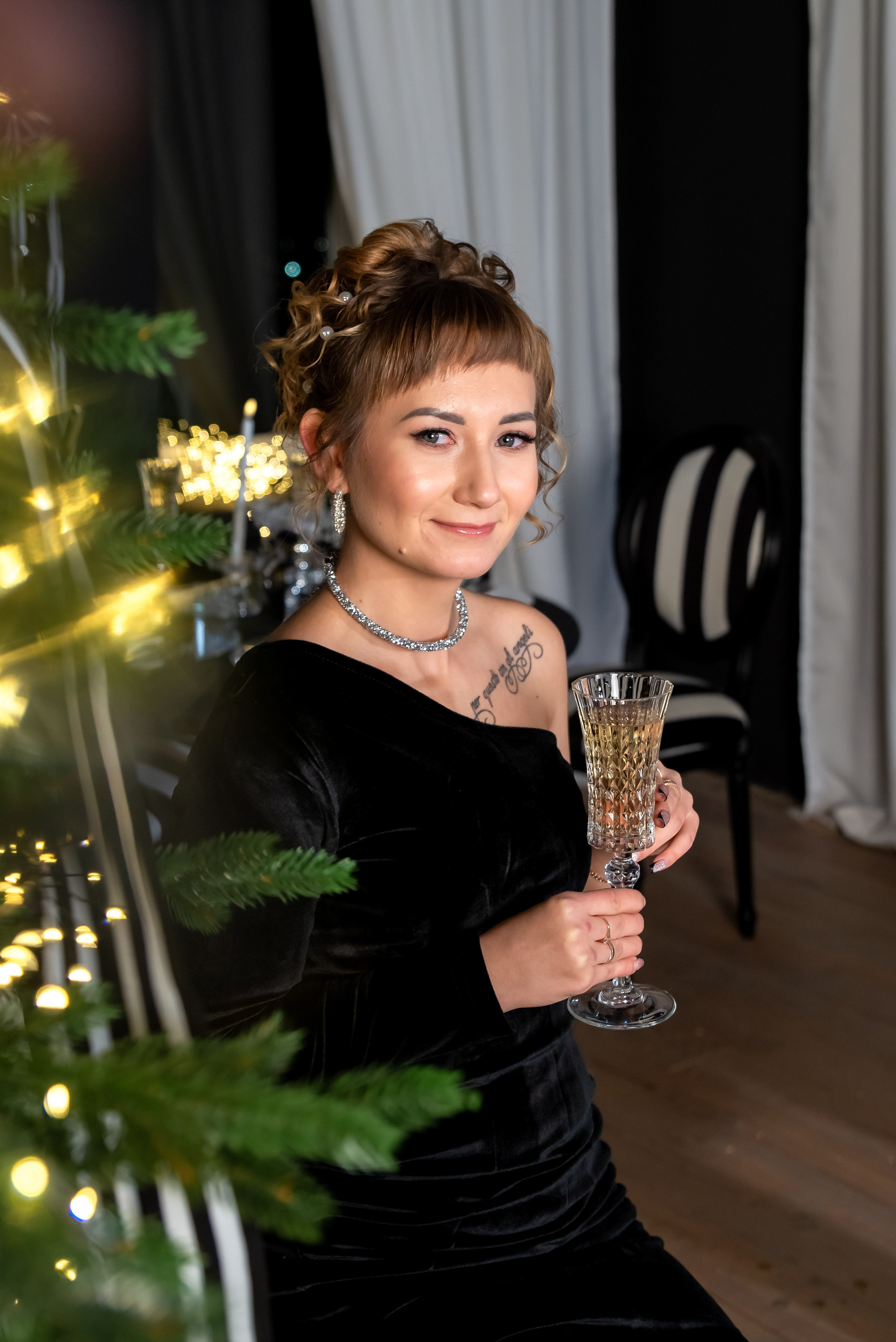 Новогодняя студийная. Фотограф Крещение Венчание Москва