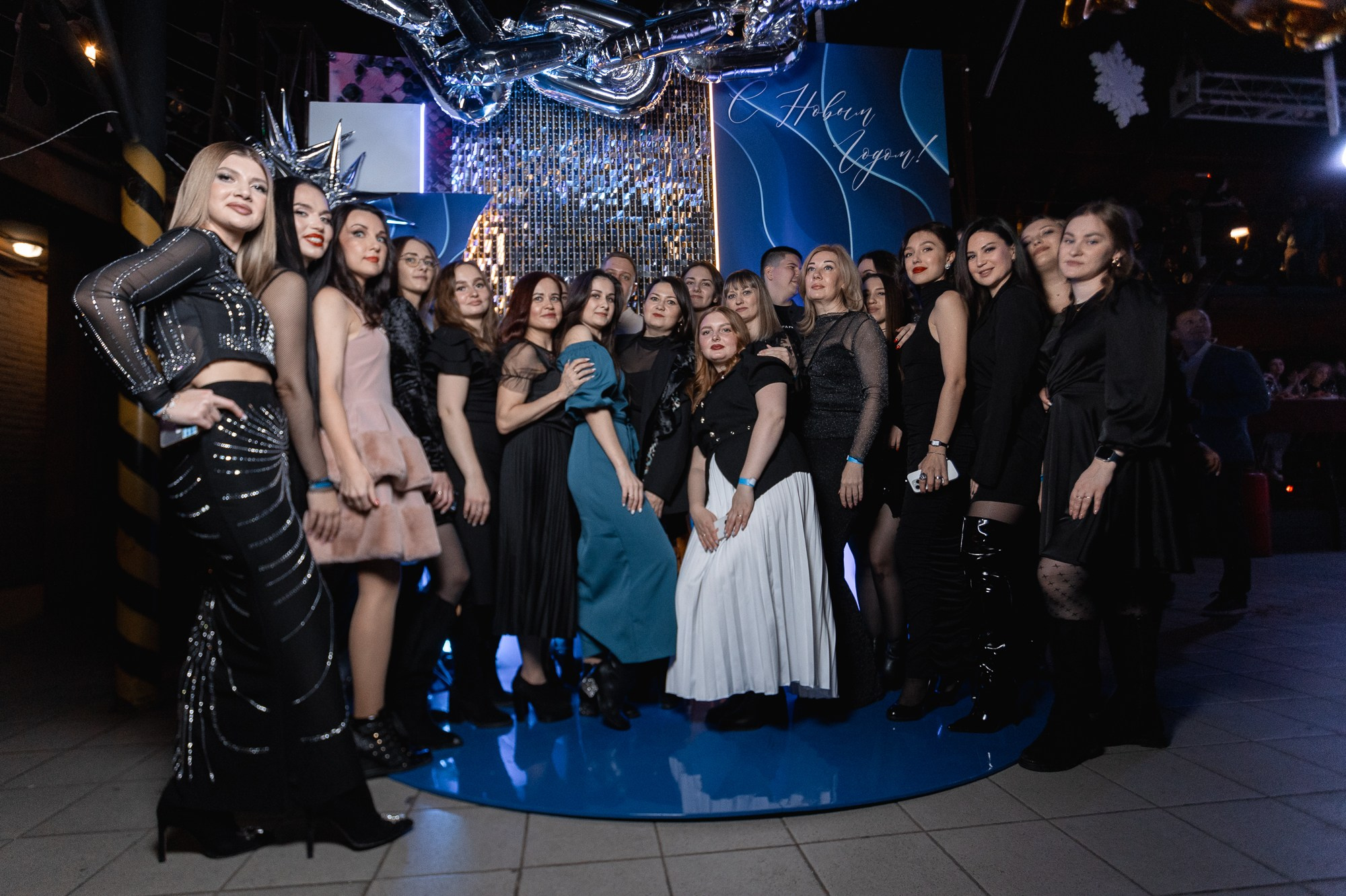 Новогодние корпоративы