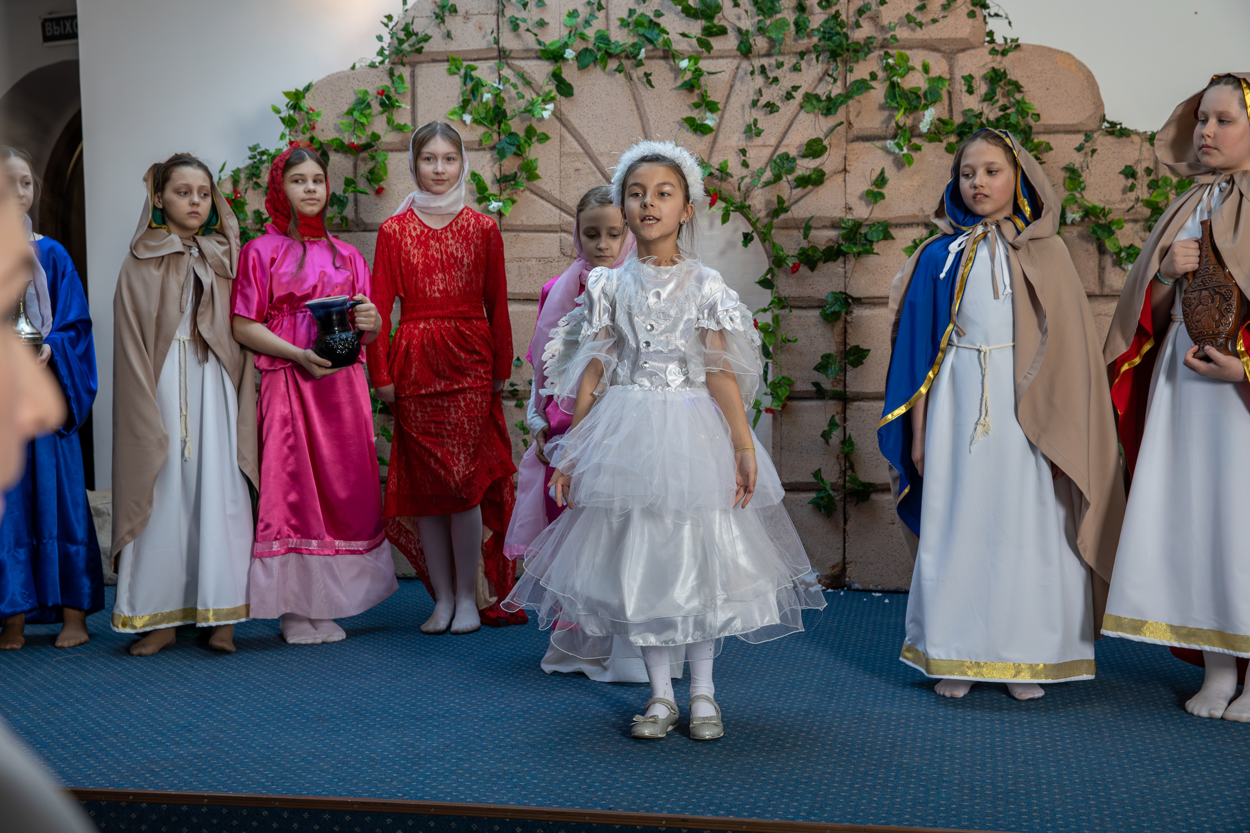 Пасхальный концерт Воскресная школа 2025. Фотограф Таинств Крещение и Венчания г. Магадан Власова Ульяна