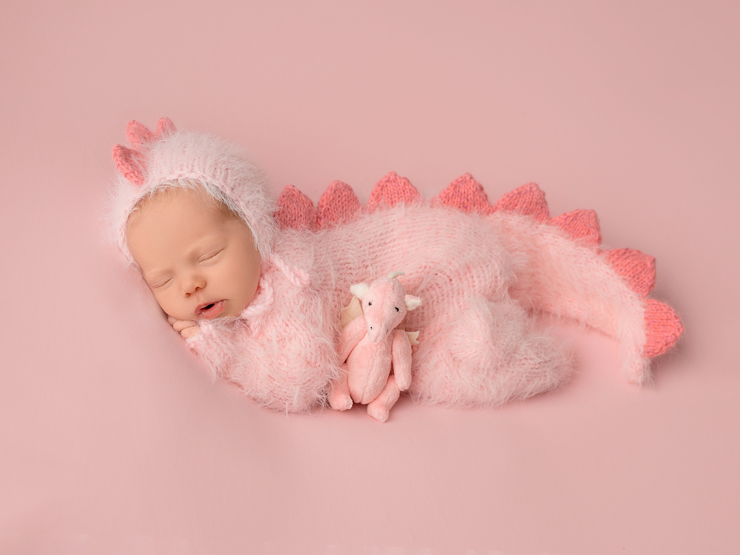 Фотосъёмка новорожденного в Краснодаре в студии. Фотограф новорожденных Краснодар Малышенко Надежда