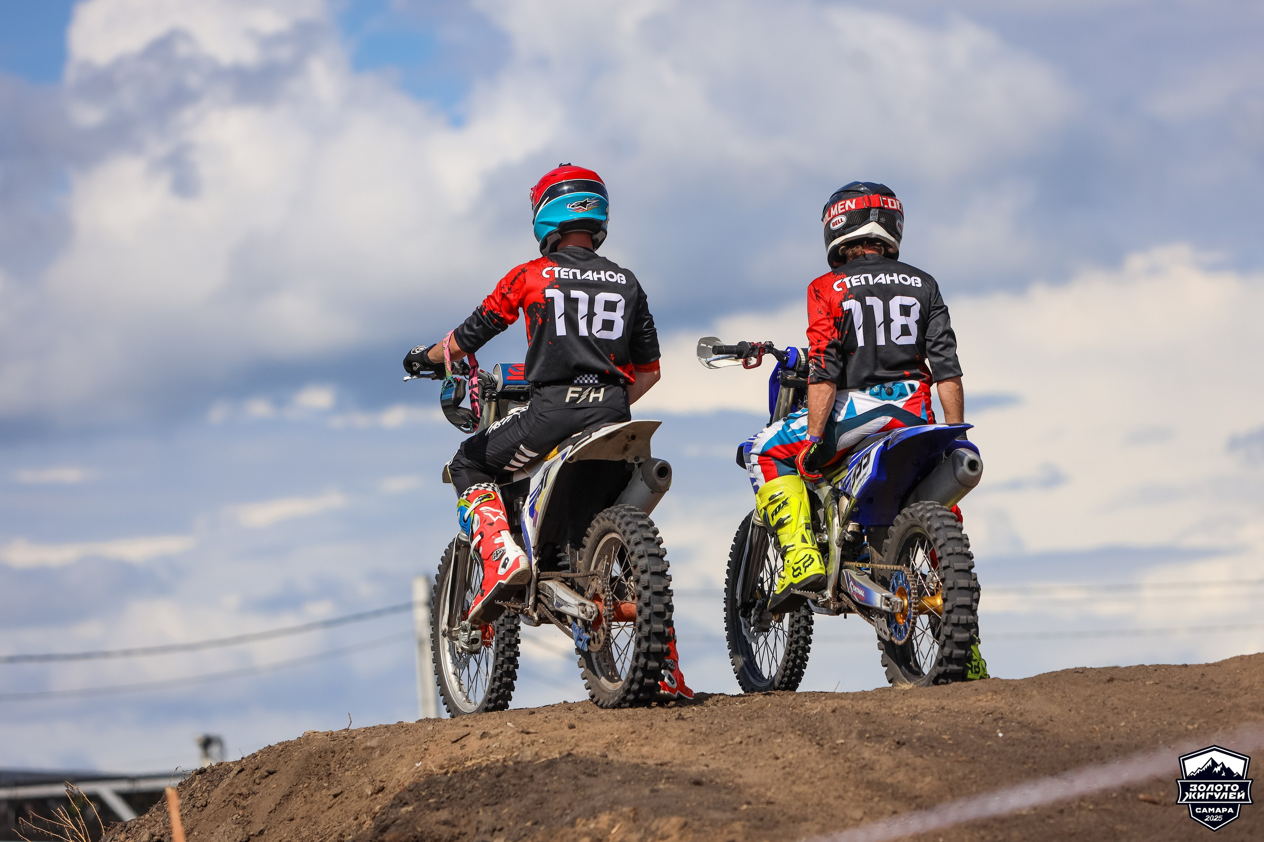 Шоу команды GRYAZNOV MOTO на Кубке России по гонкам с водными препятствиями на квадроциклах. Спортивный фотограф в Самаре