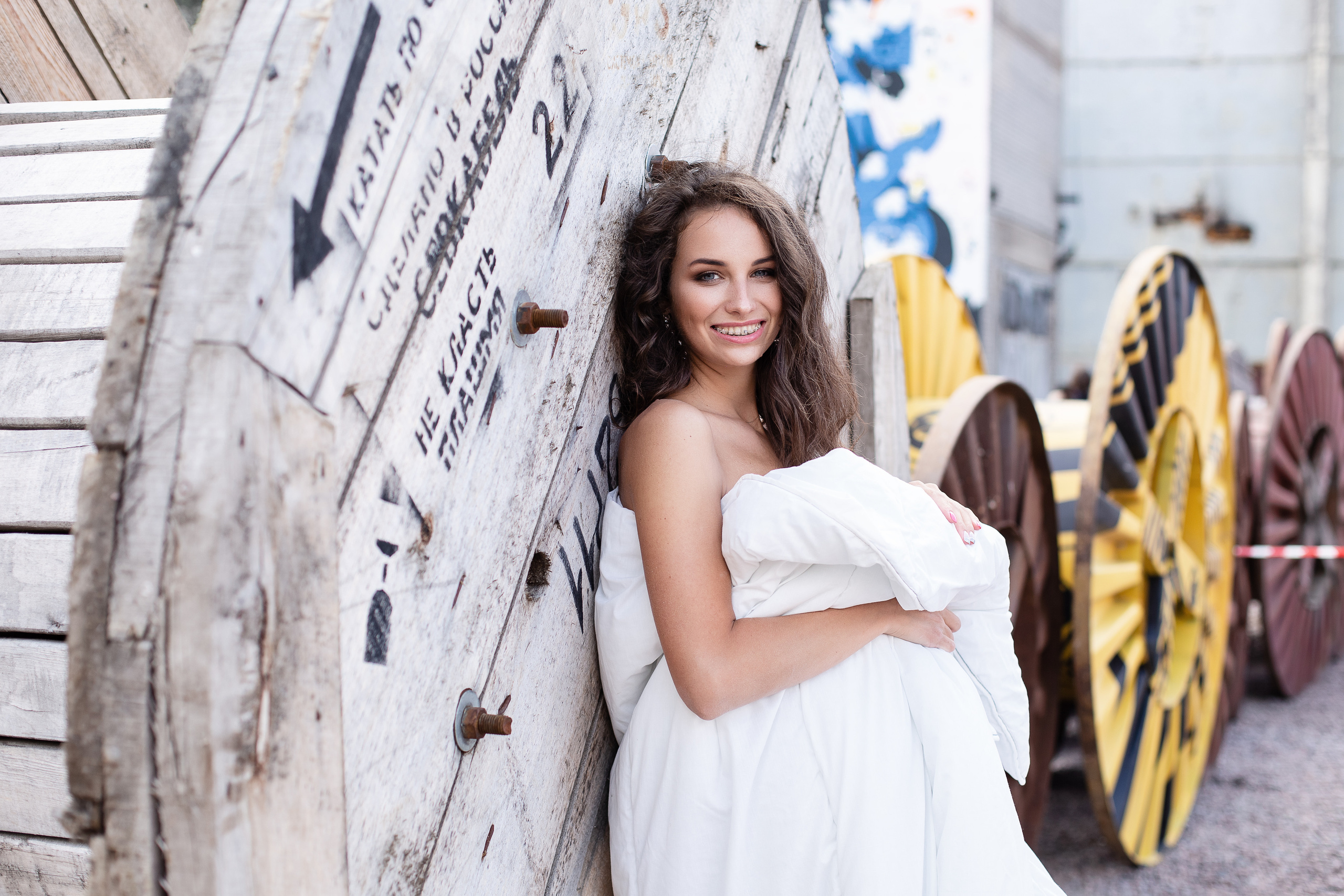 Поли. Главная