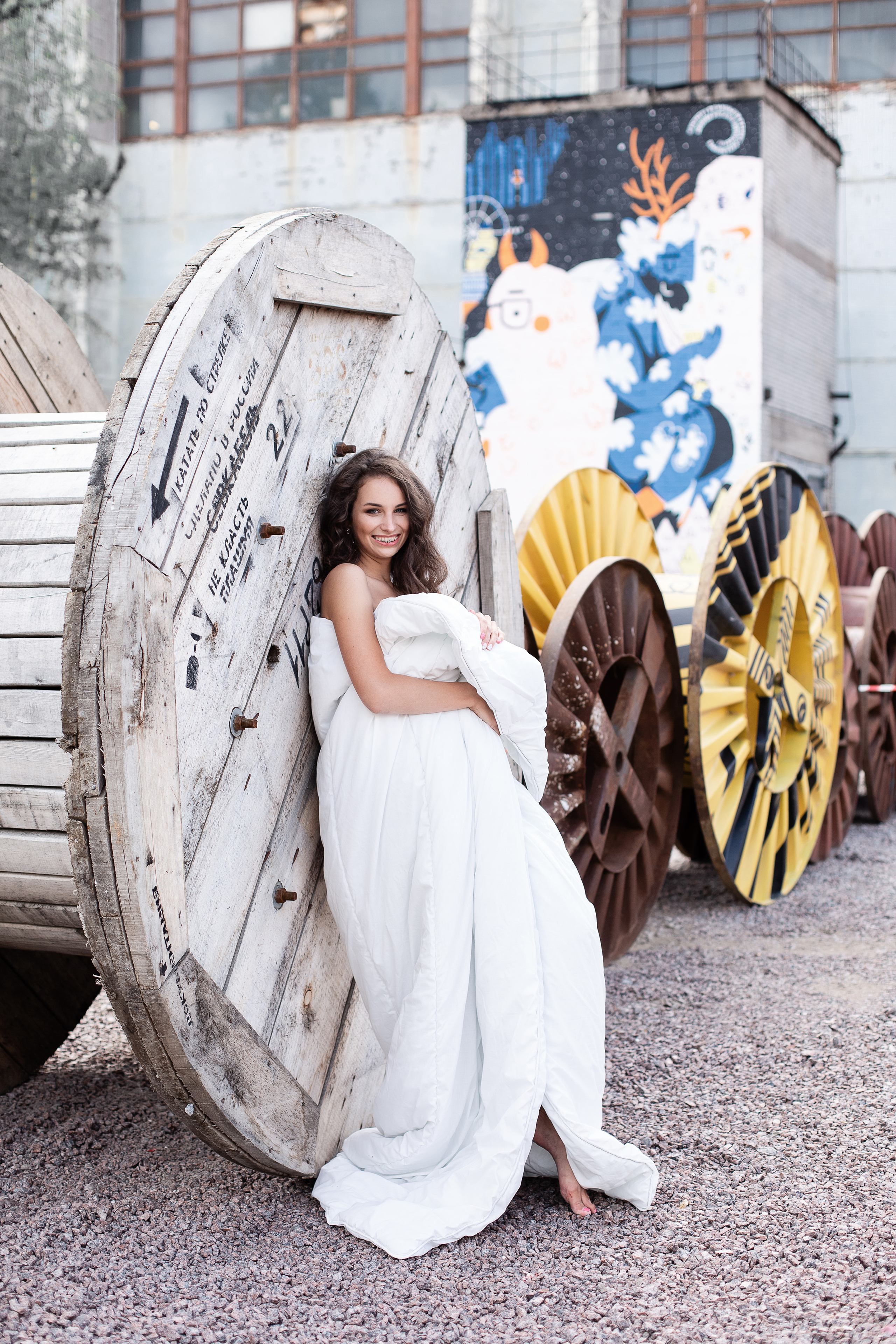 Поли. Главная