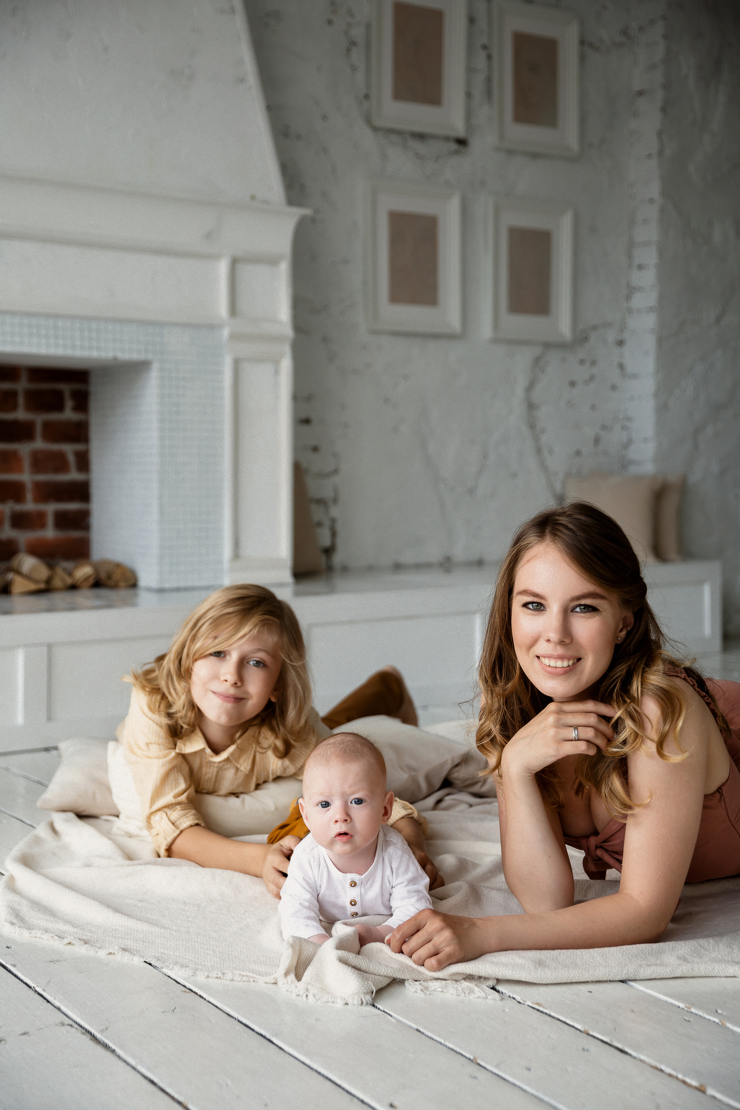 Юля и Родион. Главная