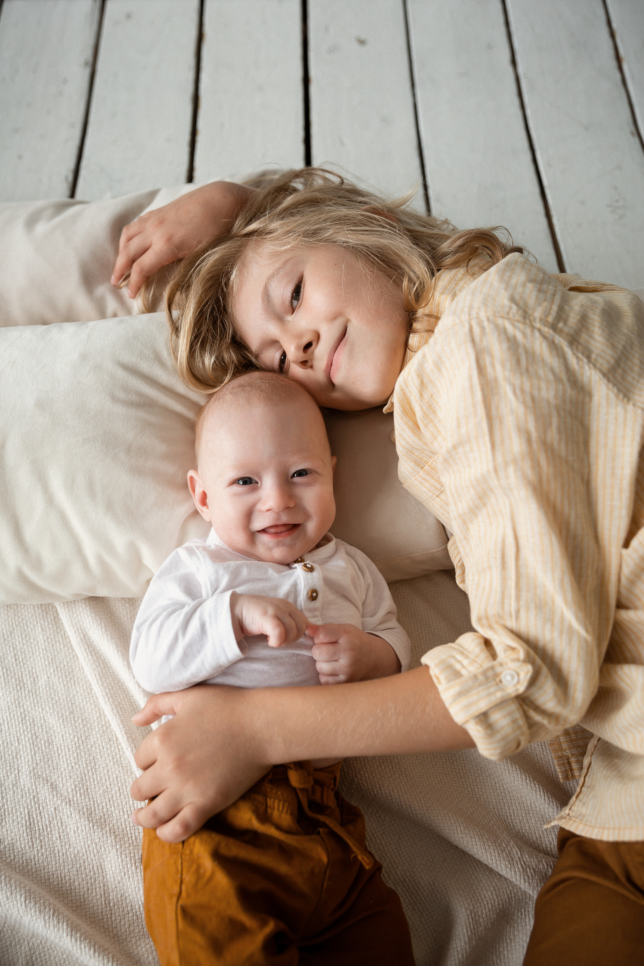 Юля и Родион. Главная