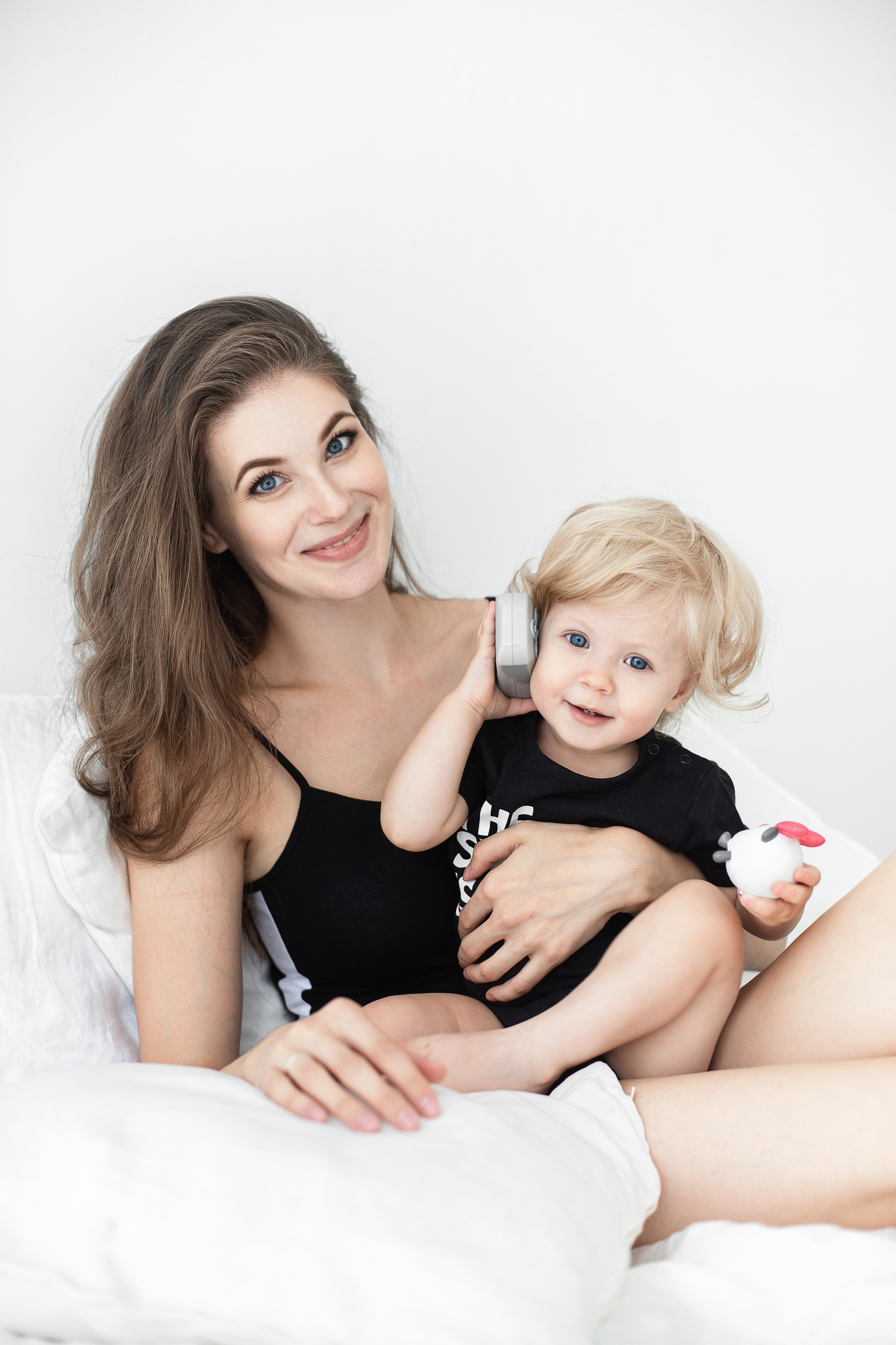 Полина и Лена. Главная