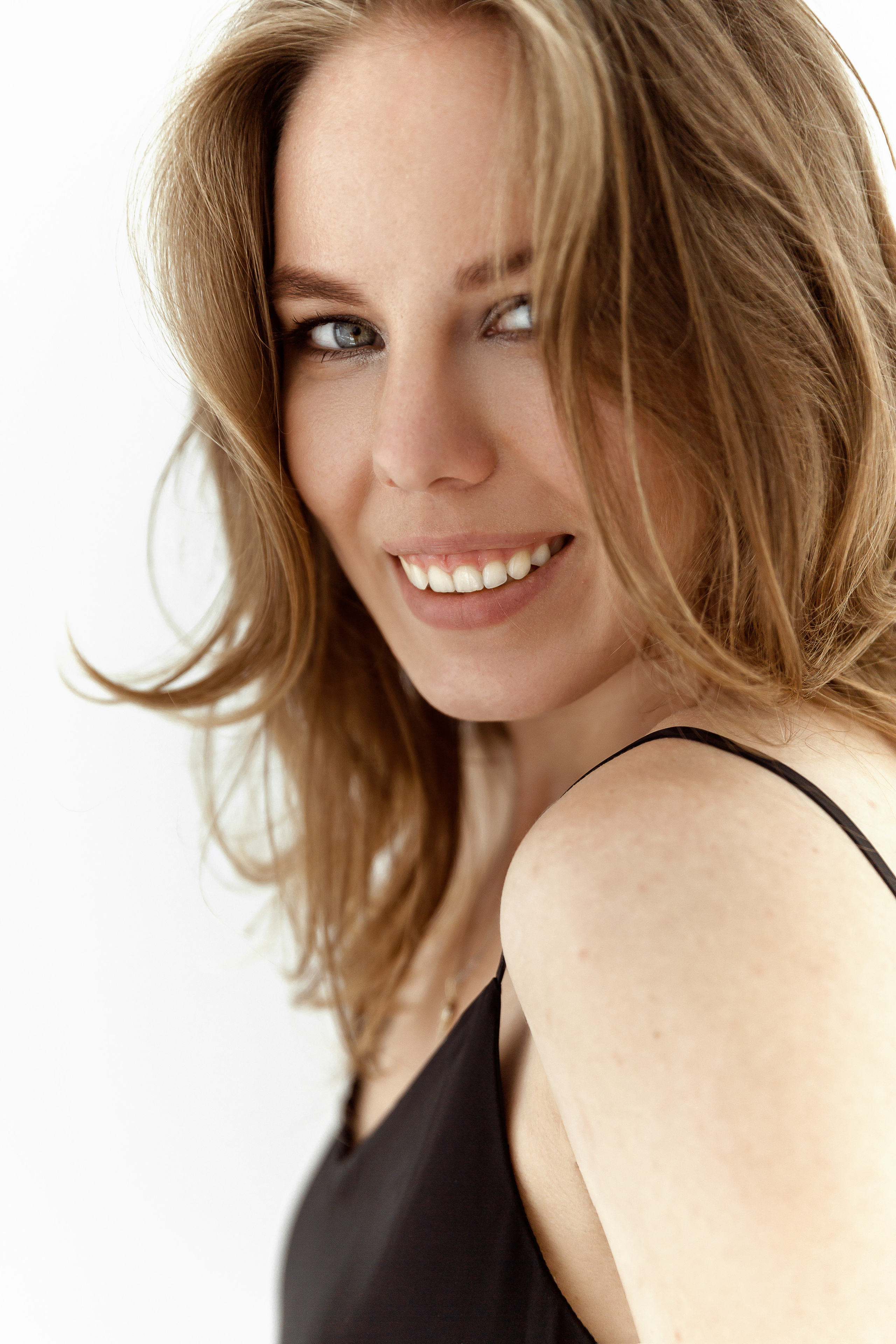 Юлия. Главная