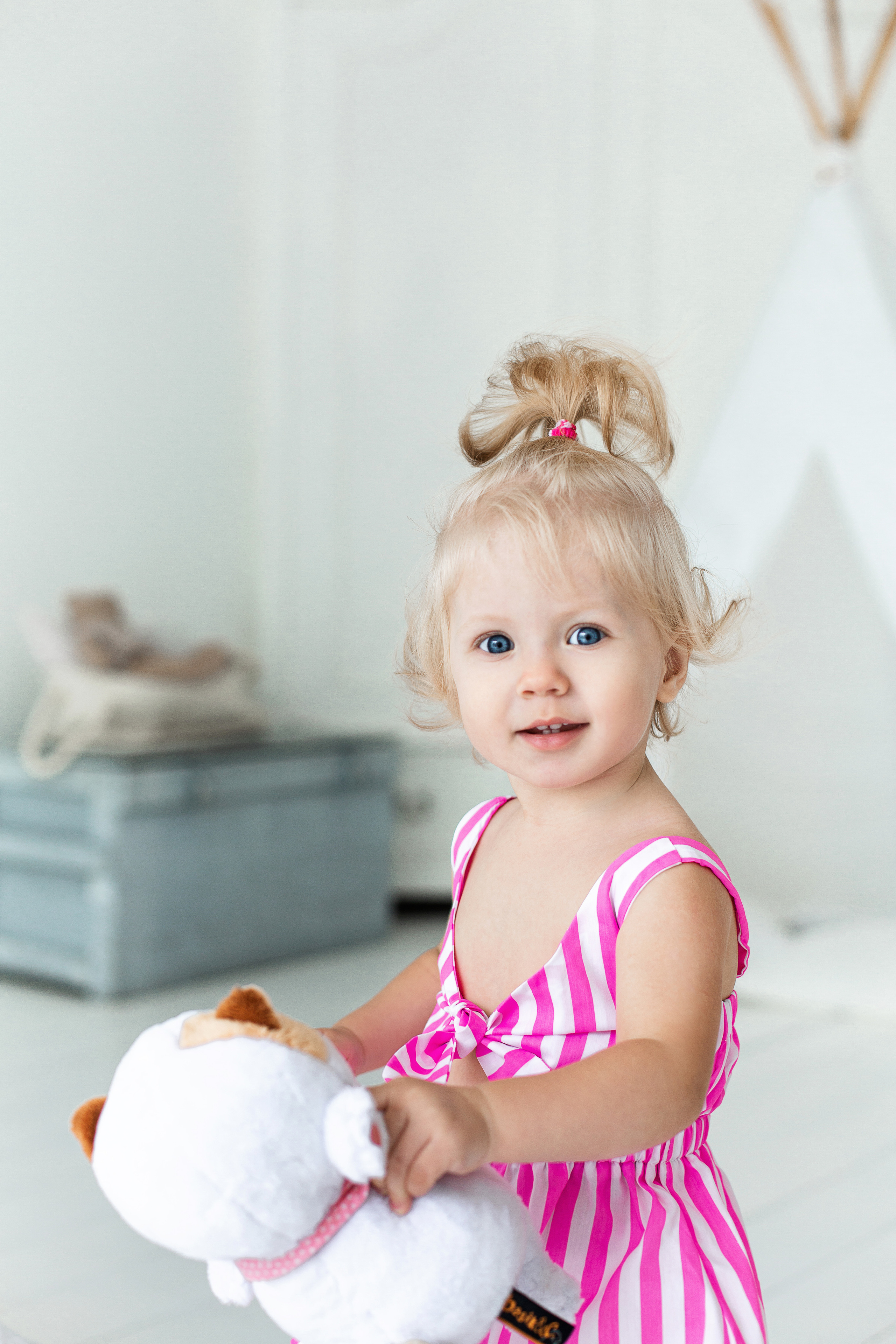 Полина и Лена. Главная