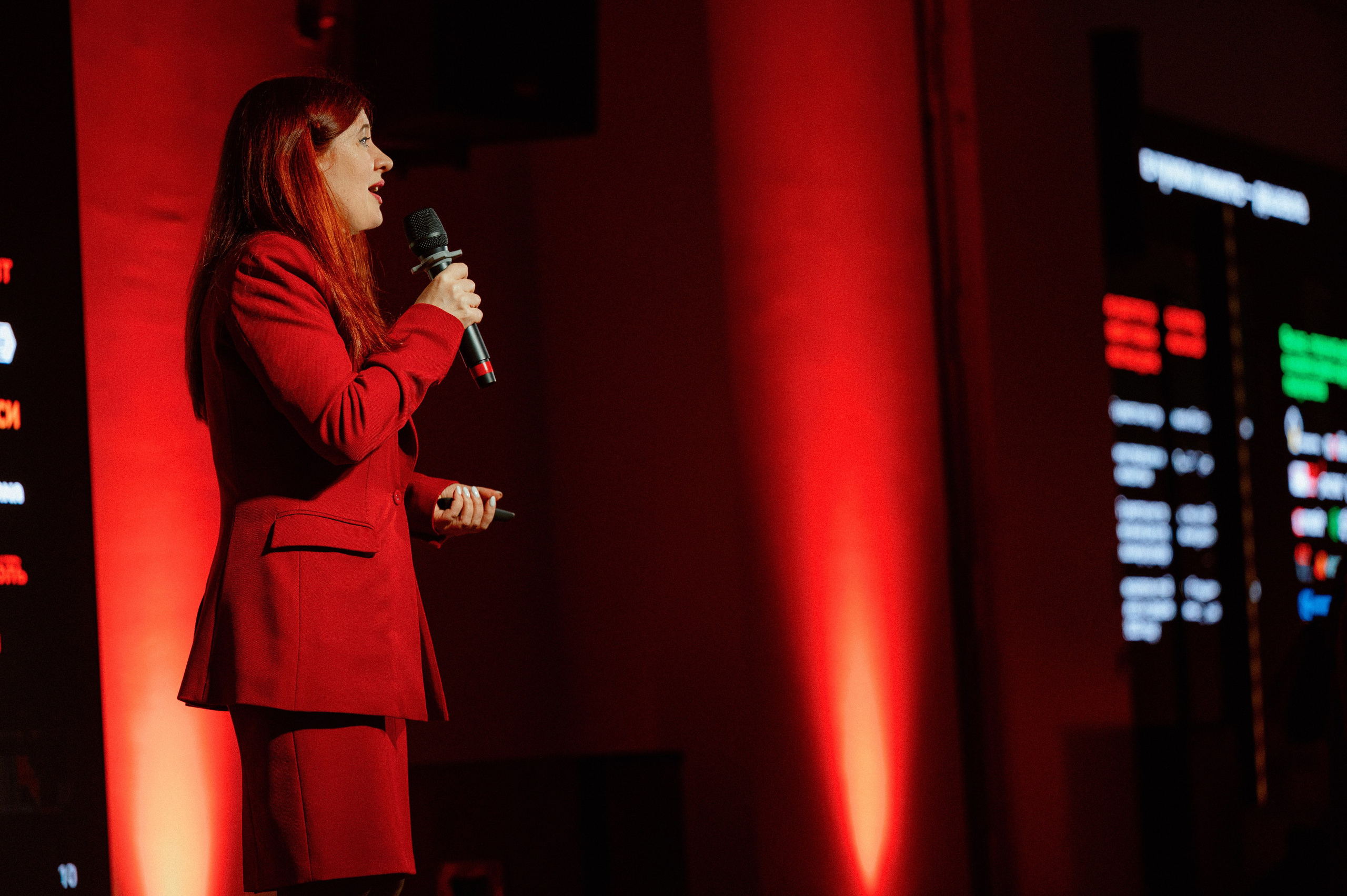 Альфа банк. Фотограф Павел Петров г. Тюмень