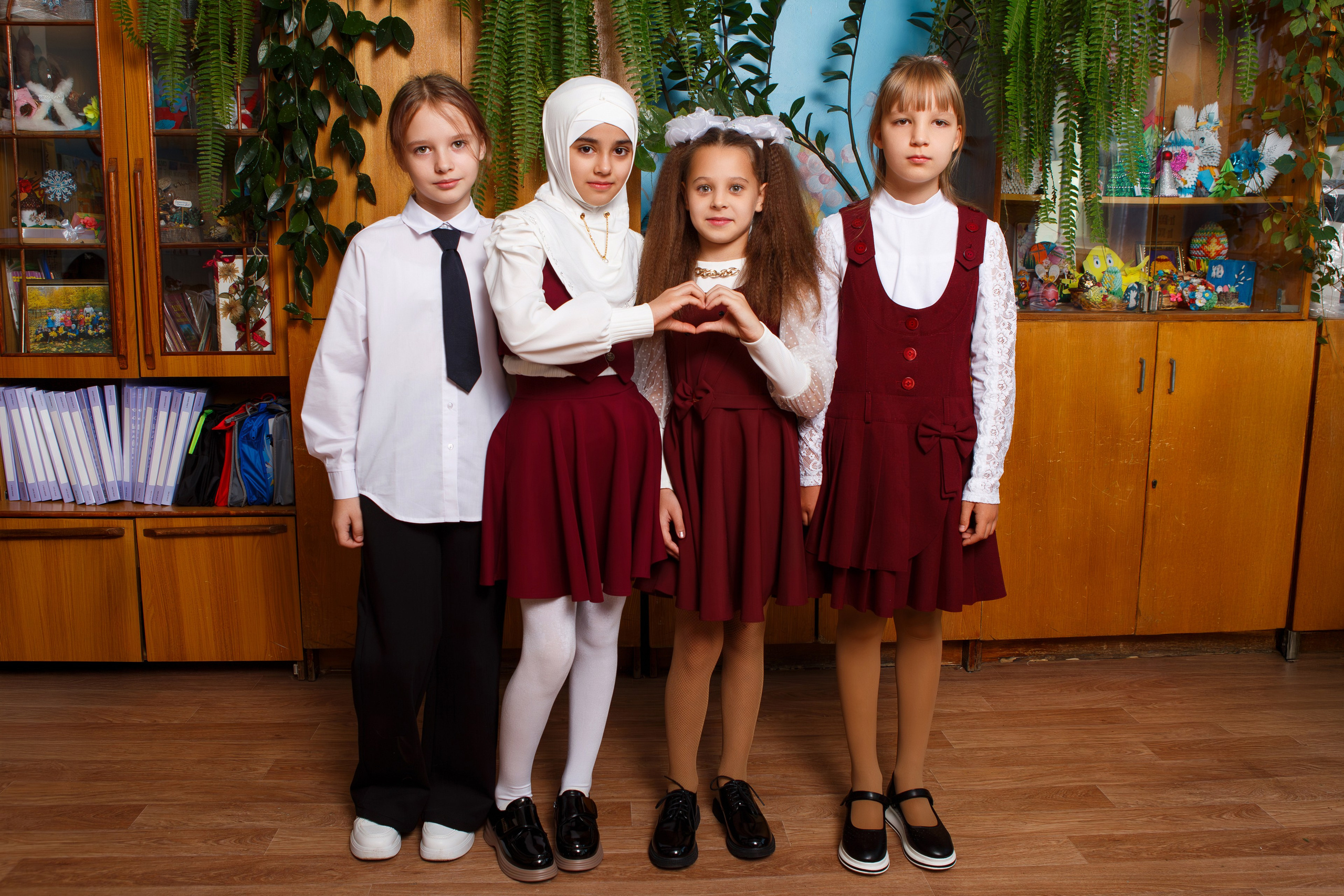 ШКОЛЬНАЯ ФОТОСЕССИЯ ДЛЯ 4 КЛАССА 9 ШКОЛА. ТВОЙ АЛЬБОМ / ТВОИ ПРАВИЛА