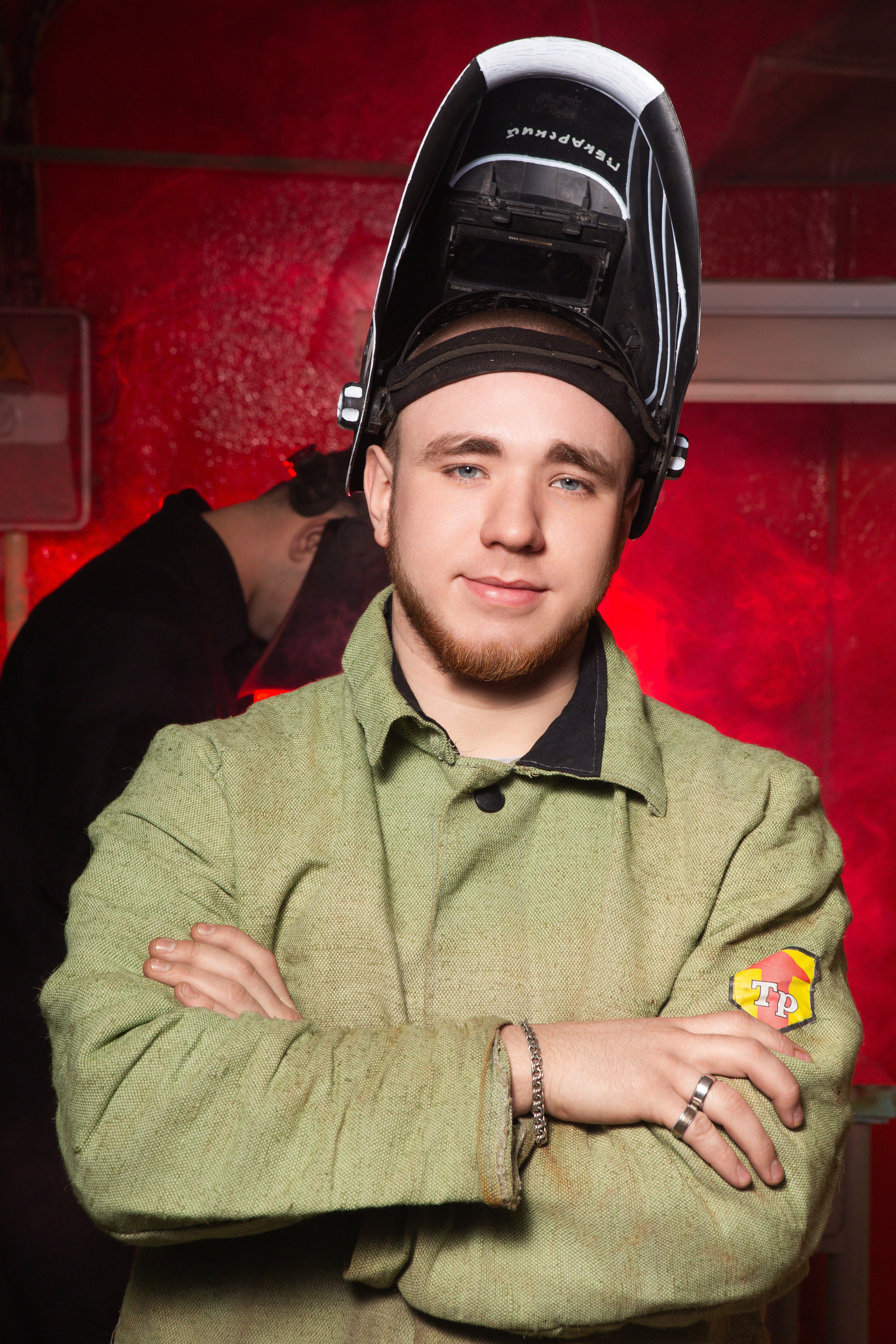 Портретная Фотосессия в Цеху для Выпускников Сварщиков | Твой Альбом Мценск. ТВОЙ АЛЬБОМ / ТВОИ ПРАВИЛА