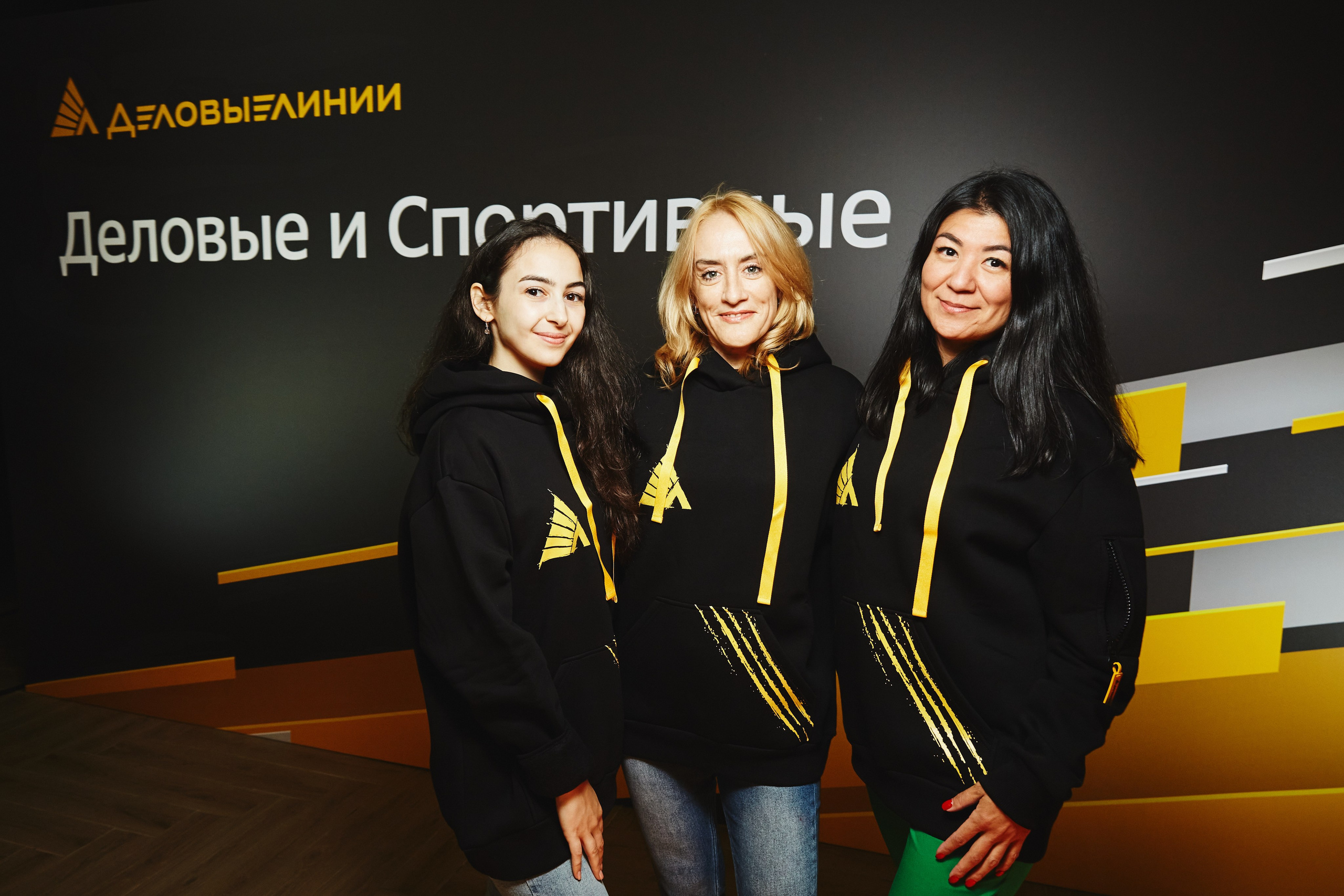 Фотограф на тимбилдинг: спортивное командообразование за городом. КонТайм: профессиональная съемка для организаций