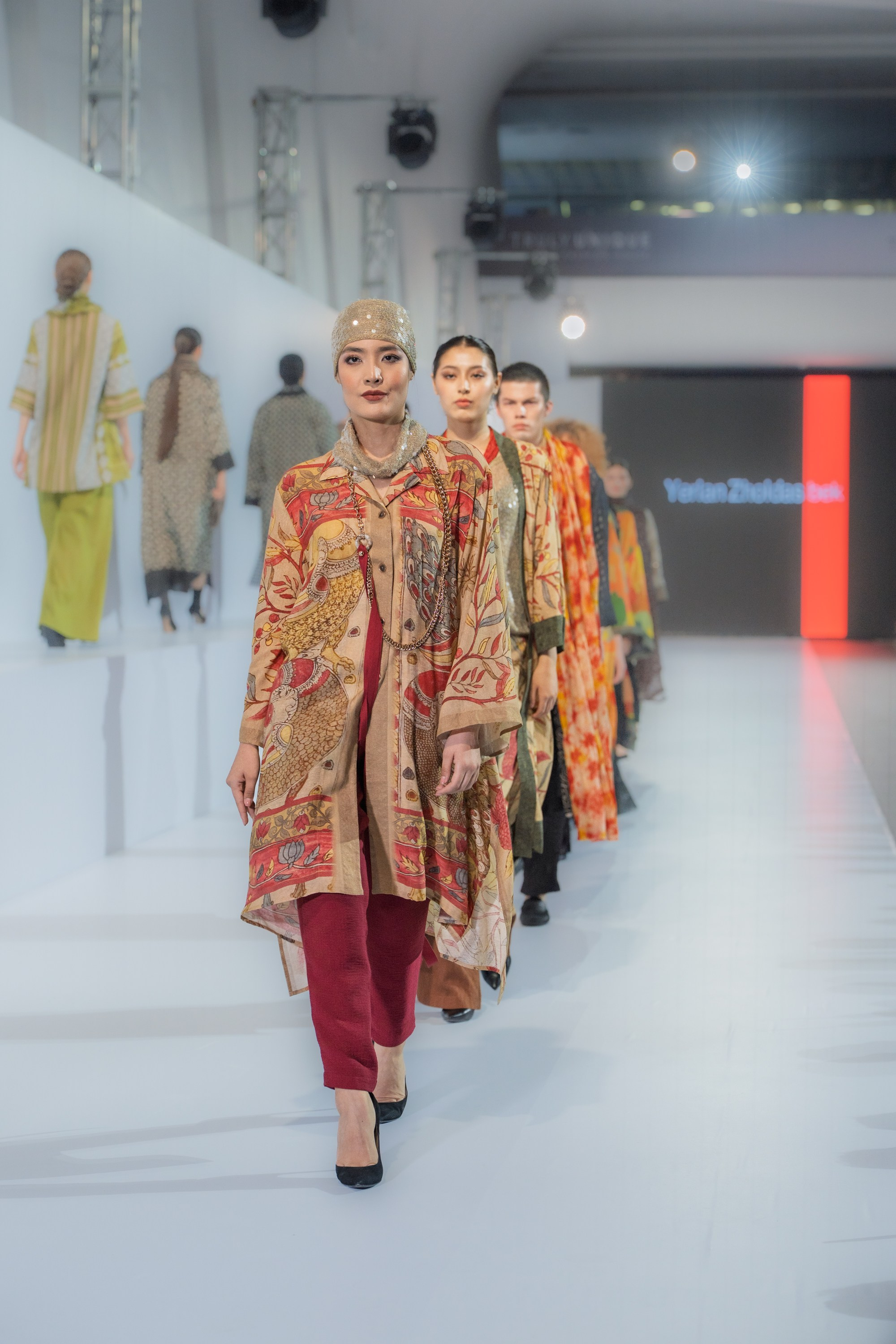 Yerlan Zholdasbek. Сайт Алматинского НЮ АРТ, будуар и фэшн фотографа Дениса Карпенко