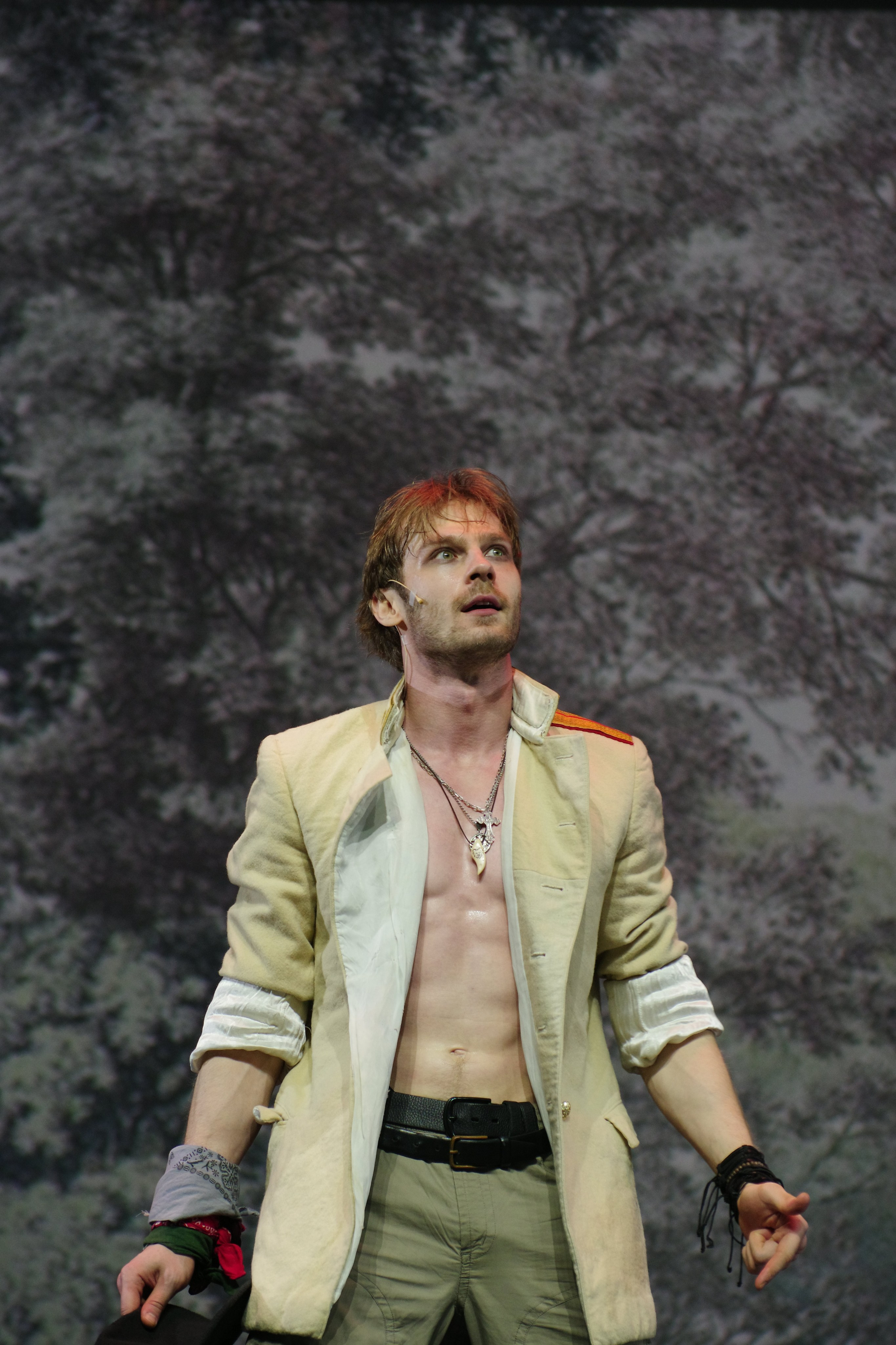 Театр И-Он, Люди и мыши. Семейный и детский фотограф Антон Зорин