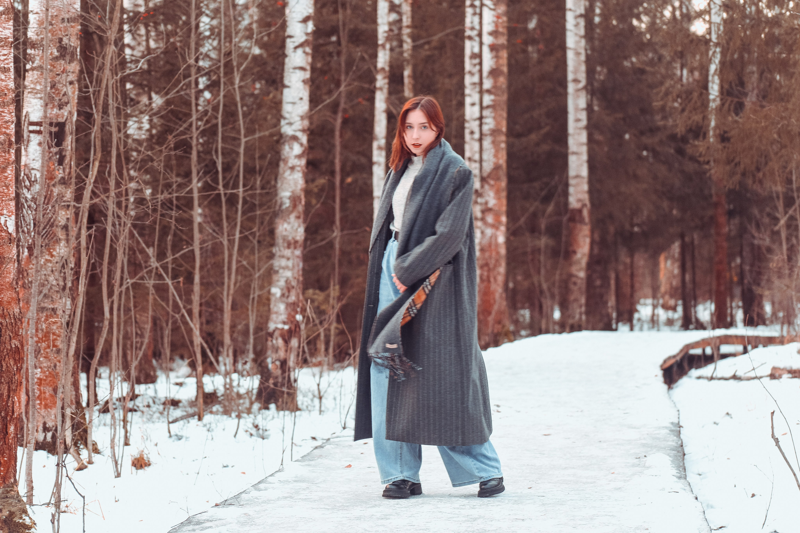 Ксюша в лесу. Фотограф Пермь. Фотосессия в фотостудии Перми и на свежем воздухе