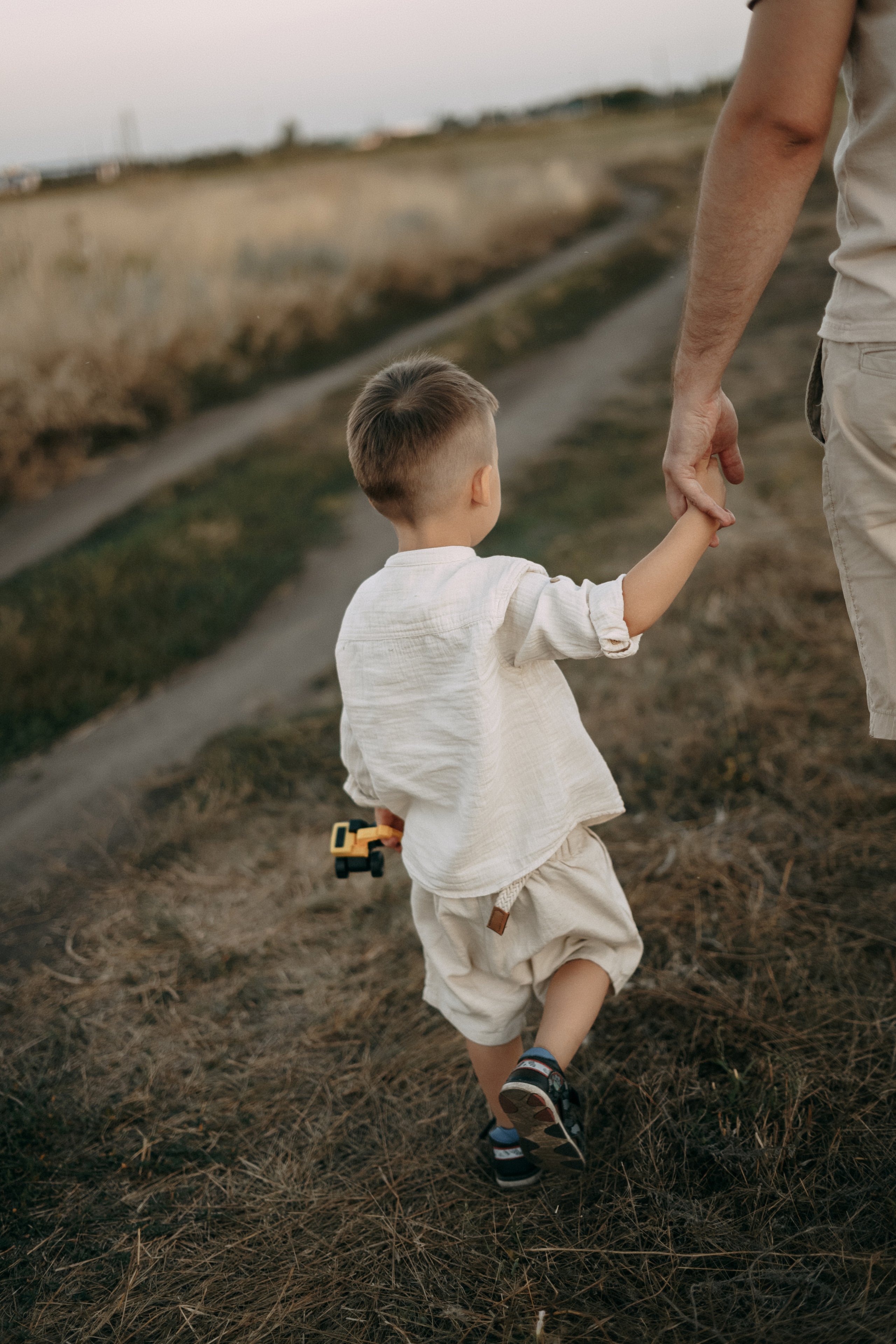 На берегу реки. Свадебный и семейный фотограф в Димитровграде Ольга Грызлова