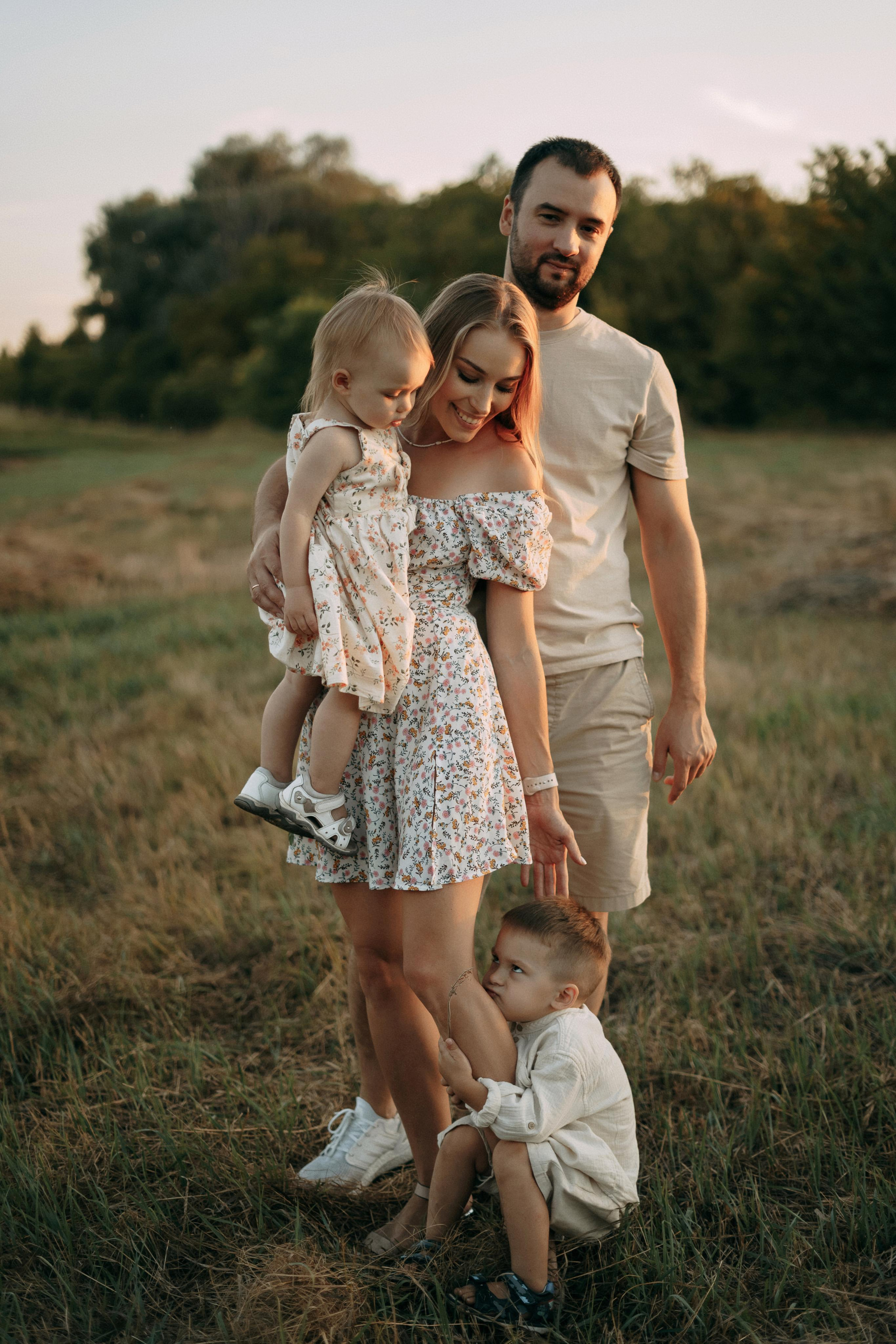 На берегу реки. Свадебный и семейный фотограф в Димитровграде Ольга Грызлова