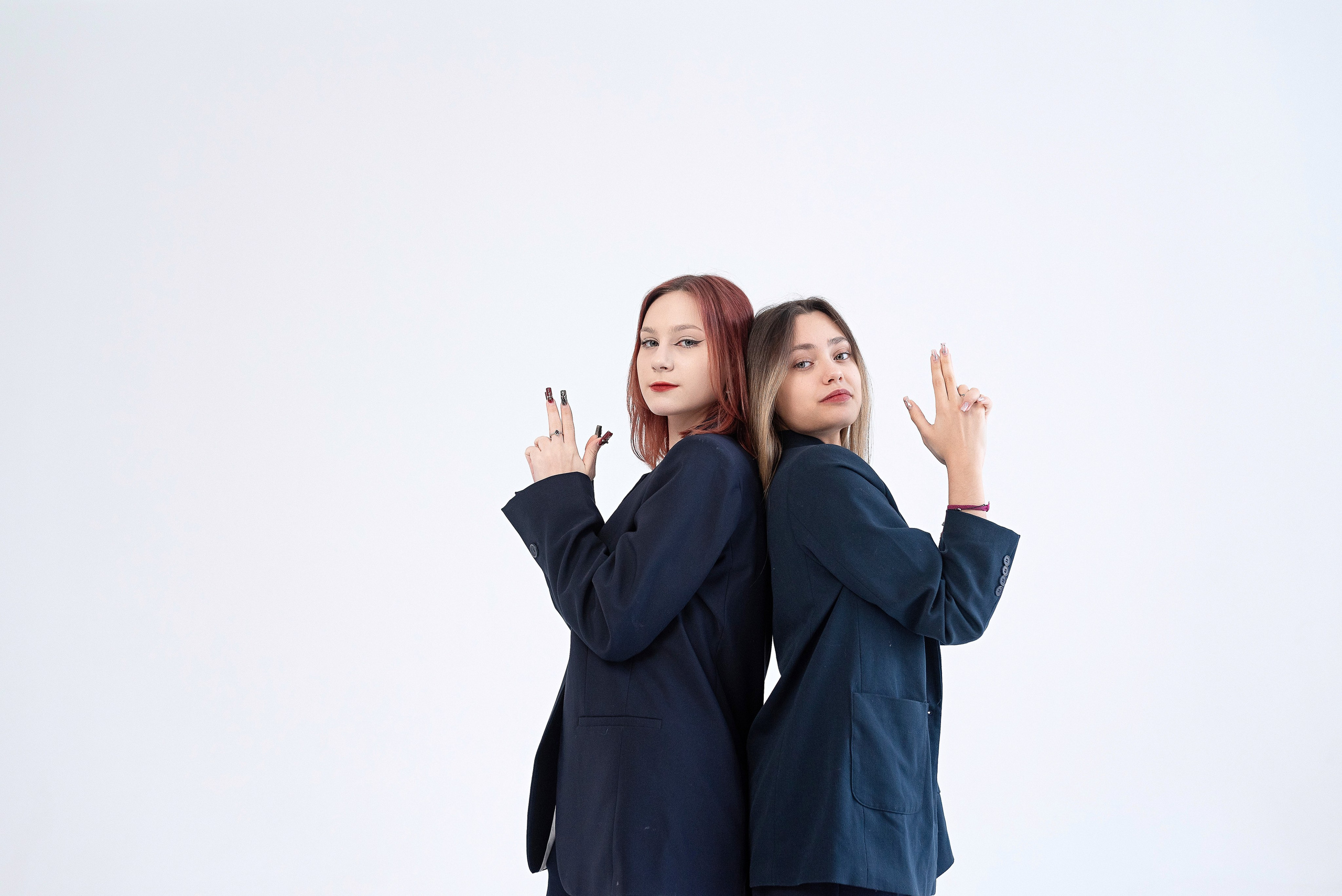 9 класс на циклораме. Детский и семейный фотограф в Сургуте и Нефтеюганске Анна Старцева