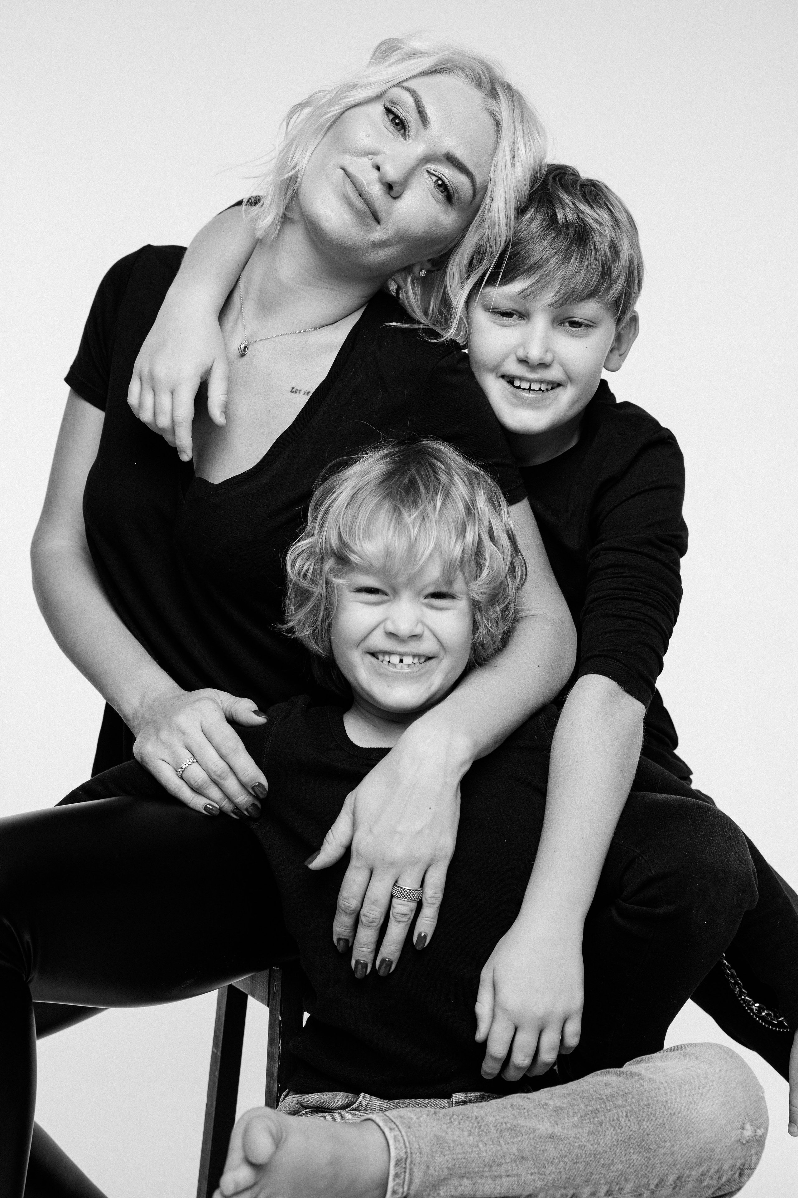 Подарочный сертификат на деловую фотосессию в Москве. Бизнес-фотограф в Москве — Виталий Агабабян | Деловые портреты и корпоративная съёмка