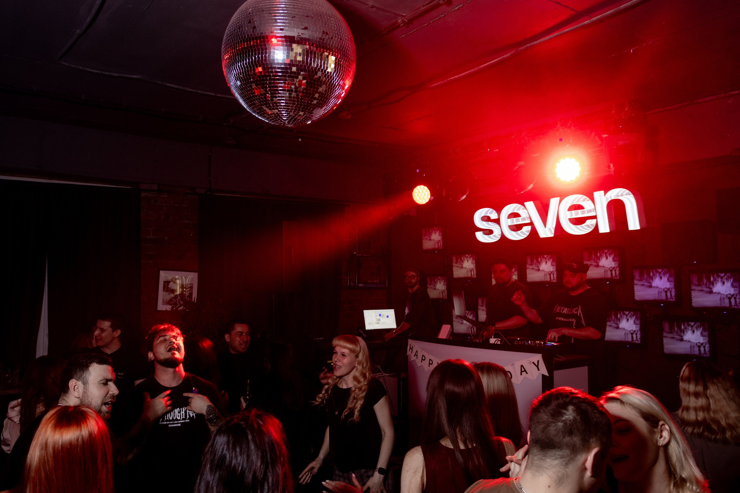 ДР SEVEN бар | 1год