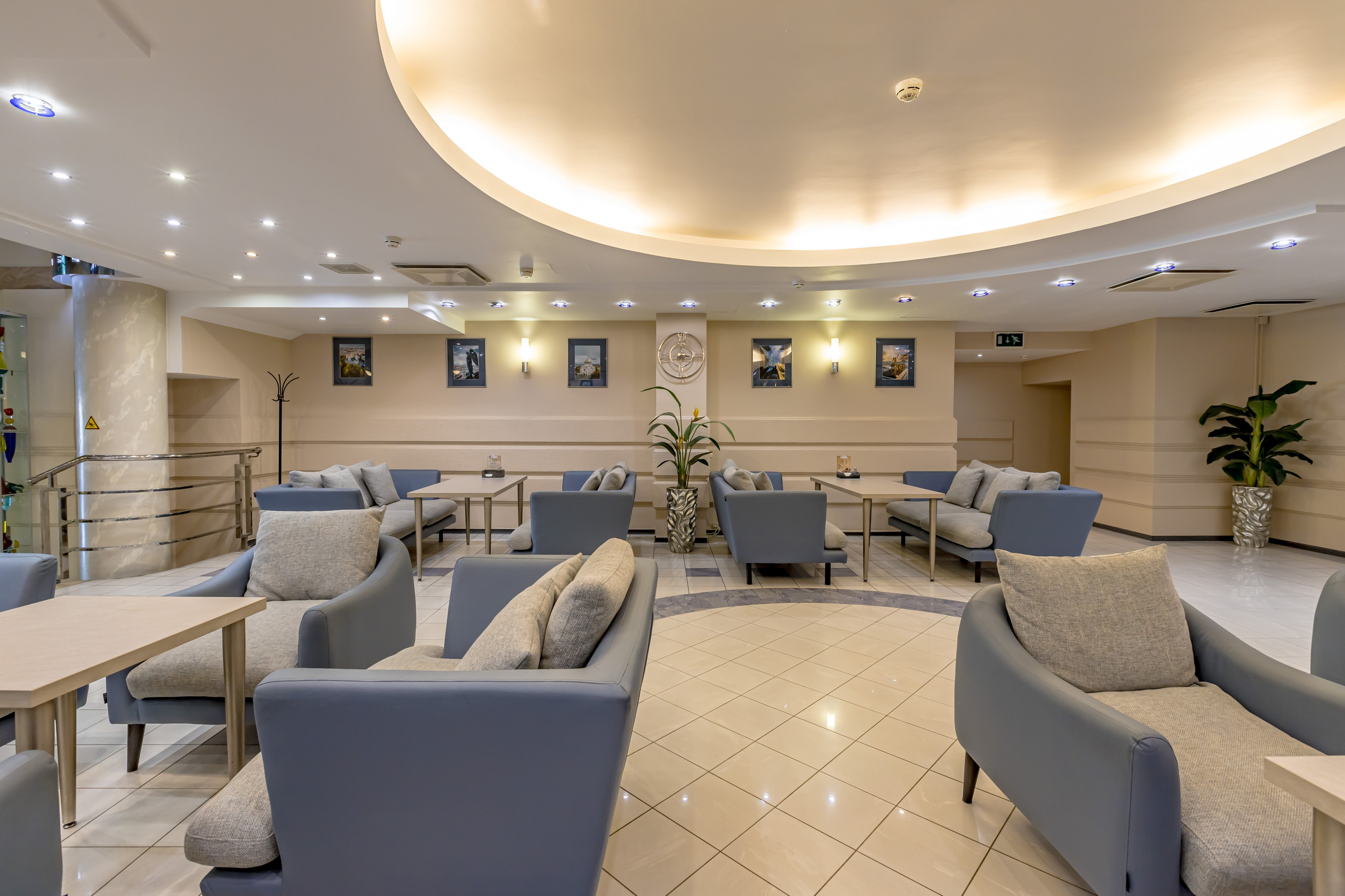 Лобби отеля «Нептун». Фотограф Махлаева Виктория/Санкт-Петербург