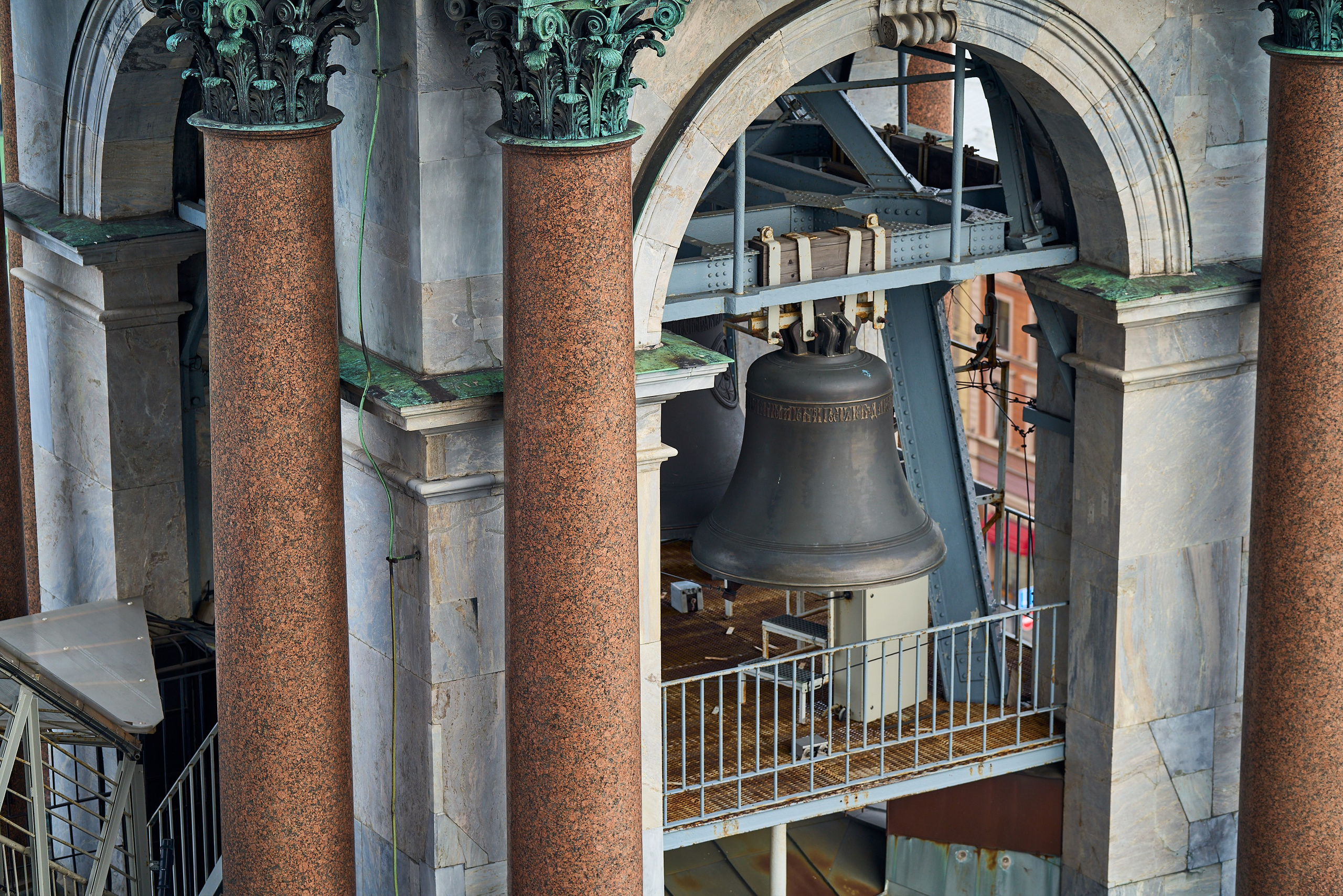 Колоннада Исаакиевского собора