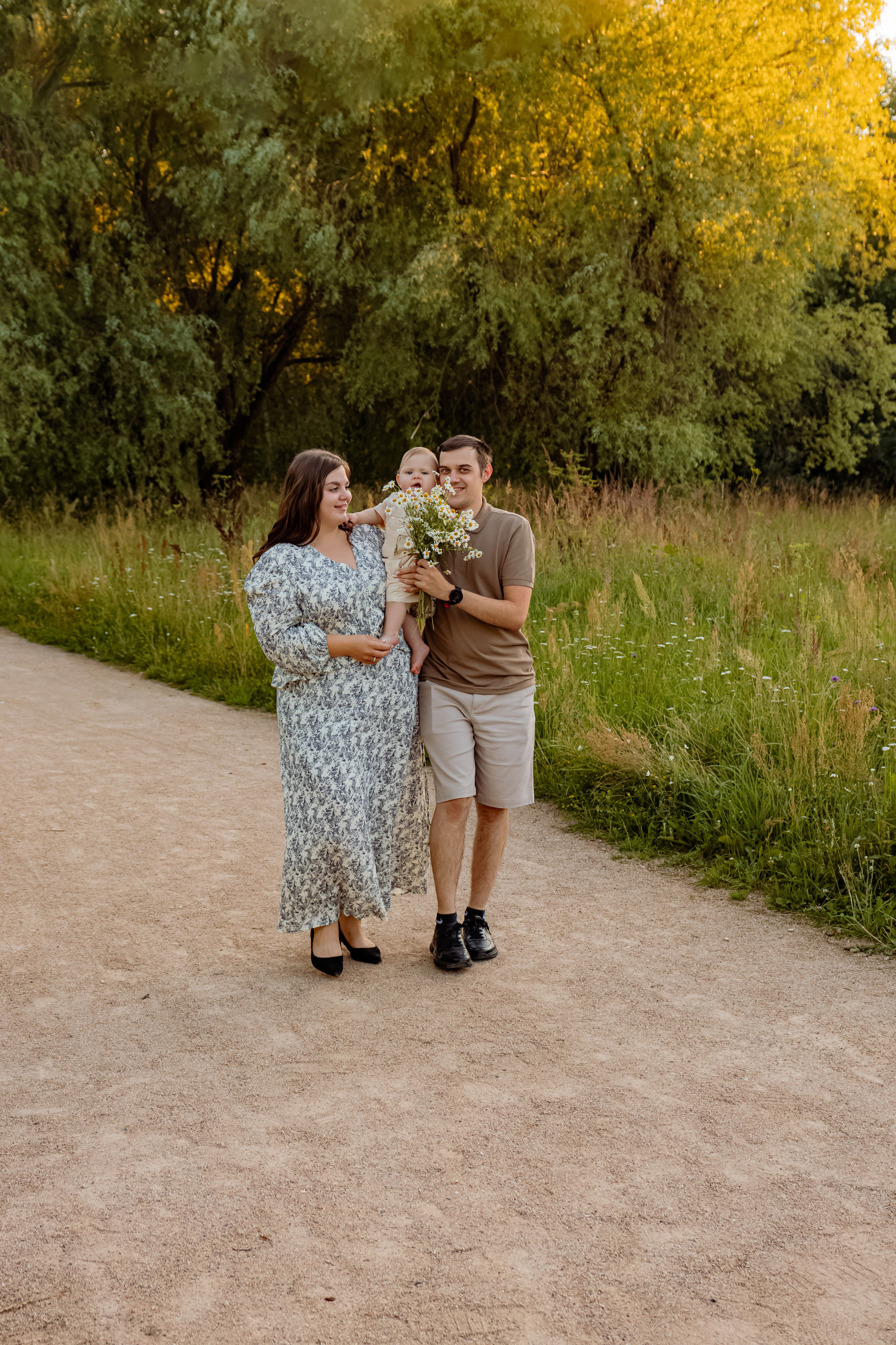 Алина, Вячеслав и Владик фотосессия в парке. Семейный, детский фотограф в Твери Кираева Лилия